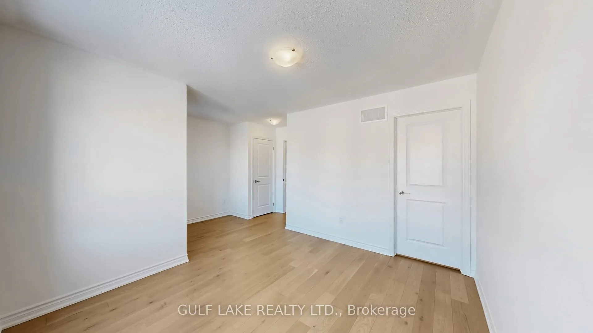 Photo 7 of 1483 Chamomile Crescent, Milton, Walker — HOMEH