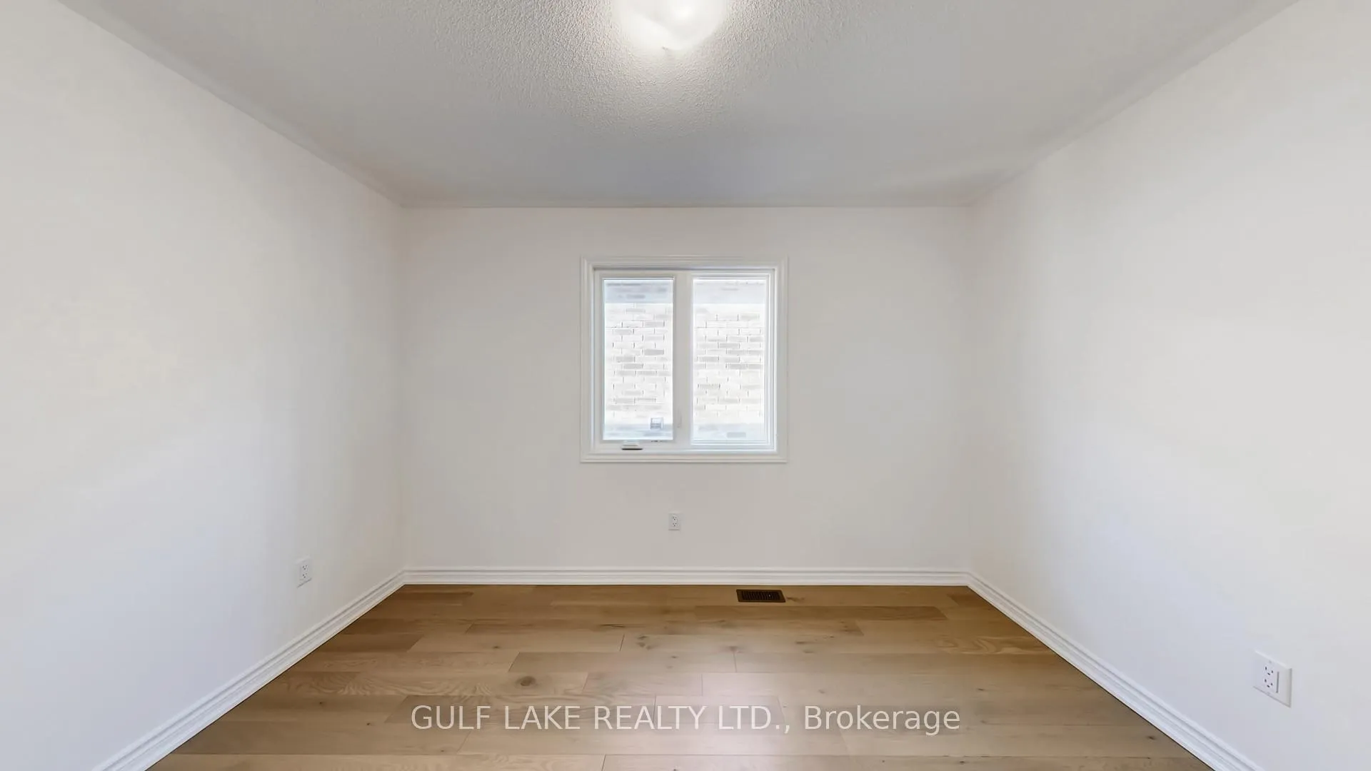 Photo 10 of 1483 Chamomile Crescent, Milton, Walker — HOMEH