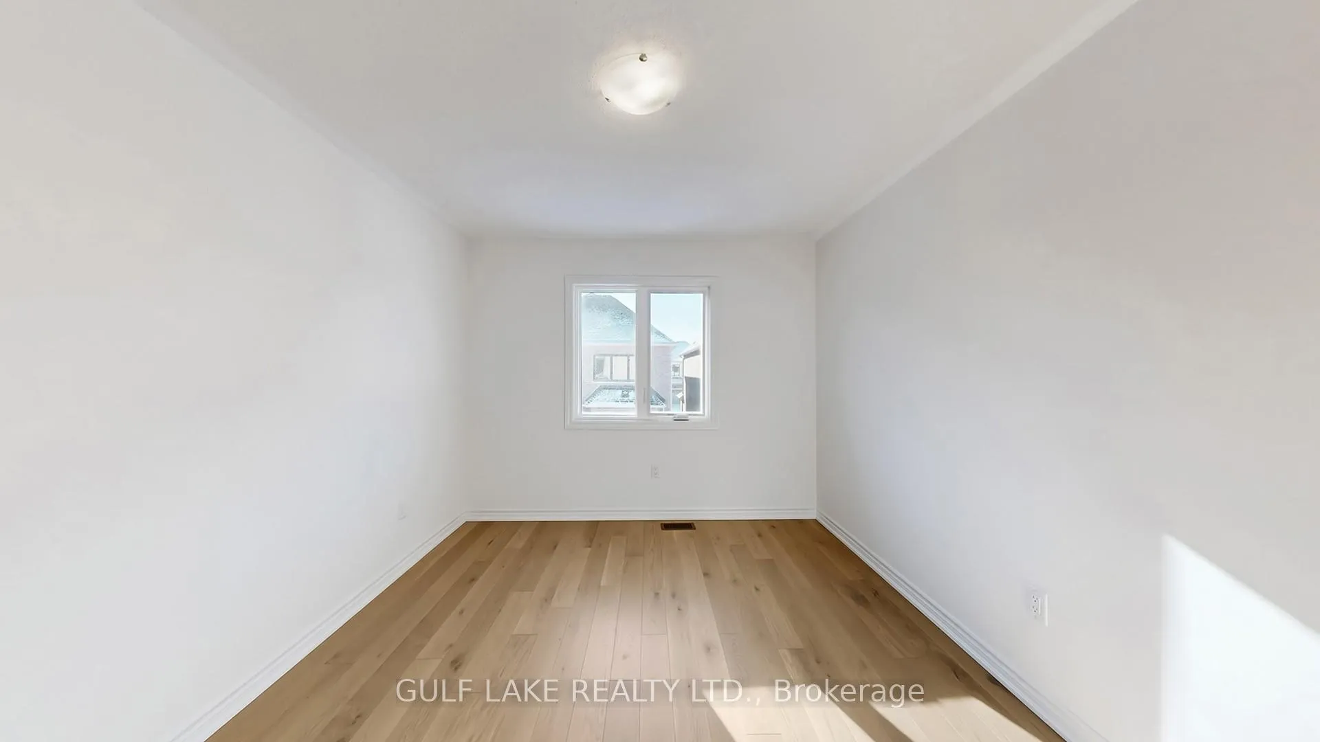 Photo 14 of 1483 Chamomile Crescent, Milton, Walker — HOMEH