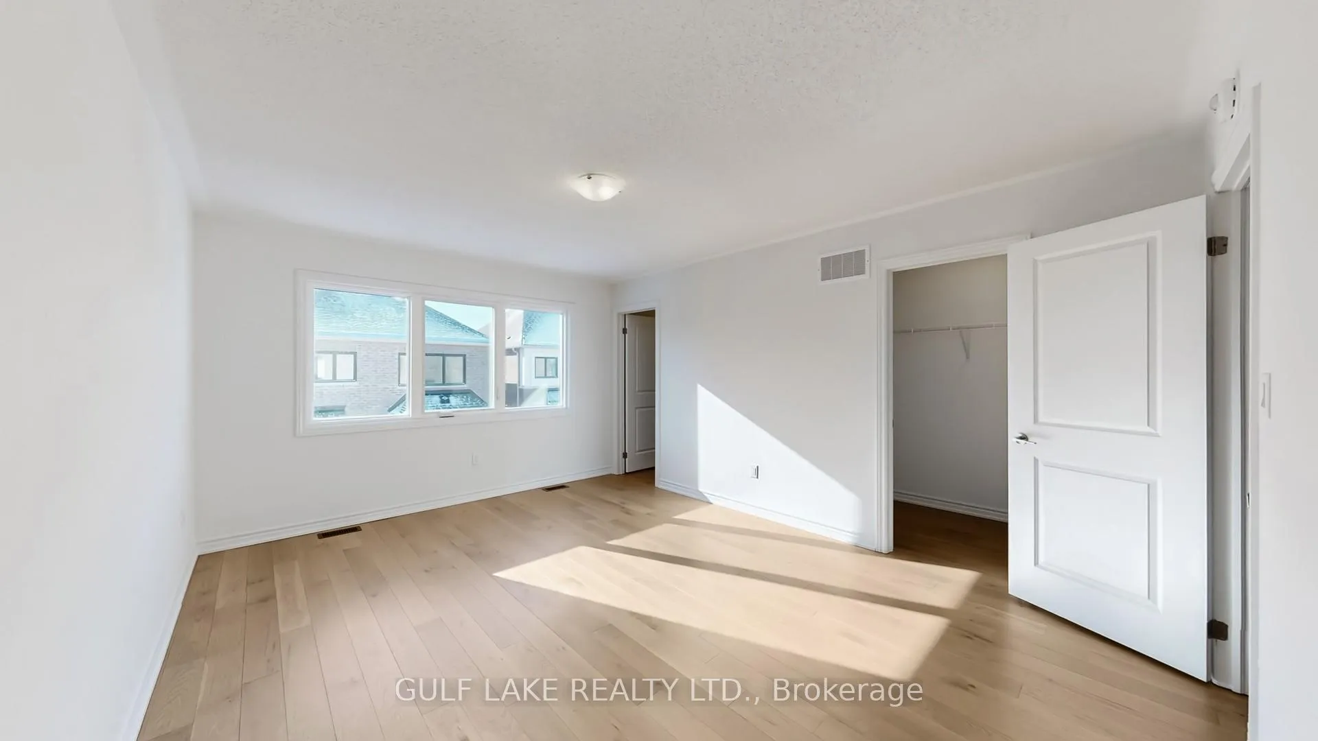 Photo 43 of 1483 Chamomile Crescent, Milton, Walker — HOMEH