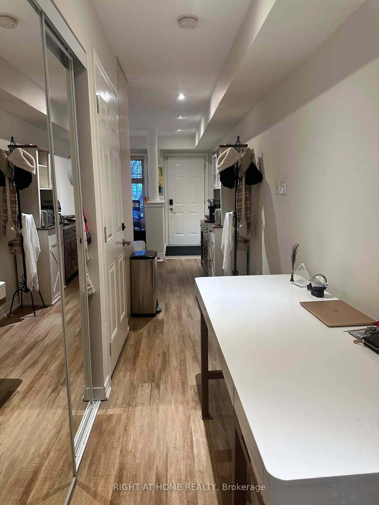 Photo 14 of Unit Ground, 1830 Lake Shore Boulevard E, Toronto, The Beaches — HOMEH