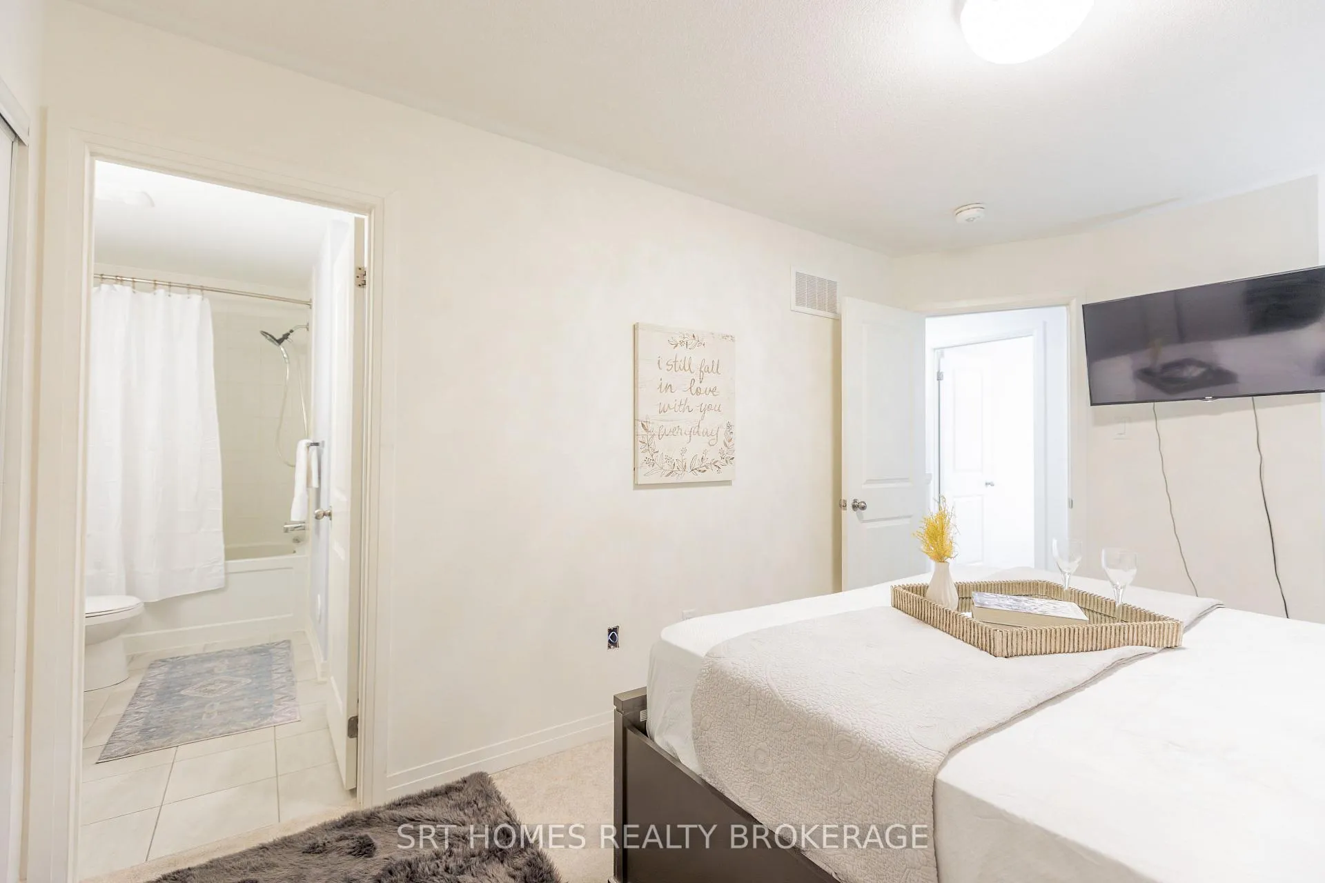 Photo 37 of 224 Lord Elgin Lane, Clarington, Bowmanville — HOMEH