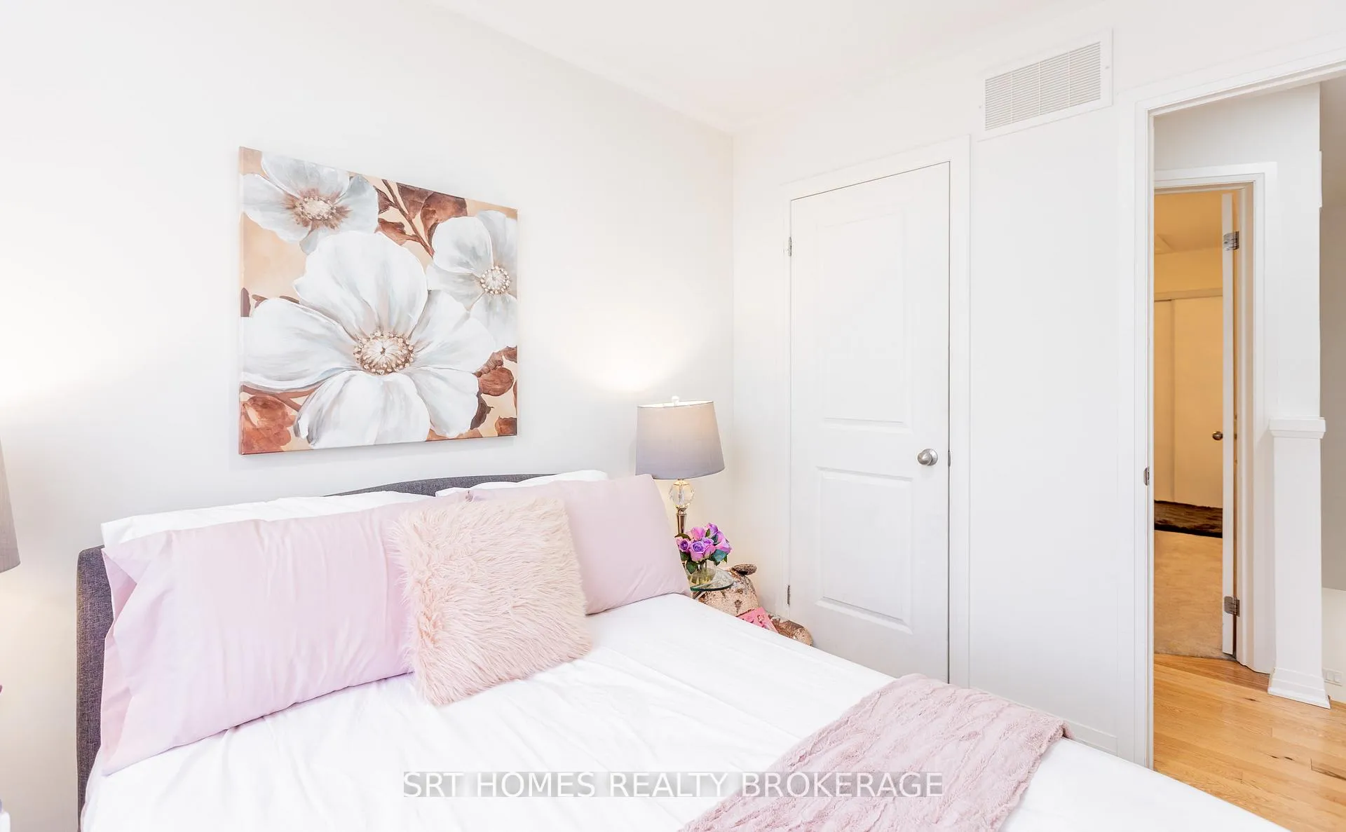 Photo 41 of 224 Lord Elgin Lane, Clarington, Bowmanville — HOMEH