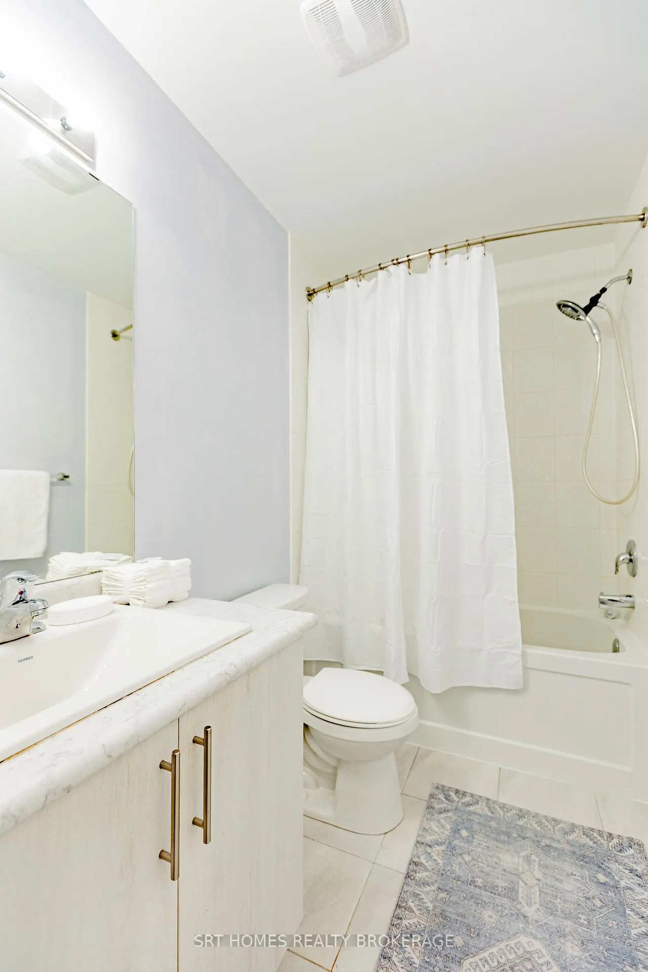 Photo 43 of 224 Lord Elgin Lane, Clarington, Bowmanville — HOMEH
