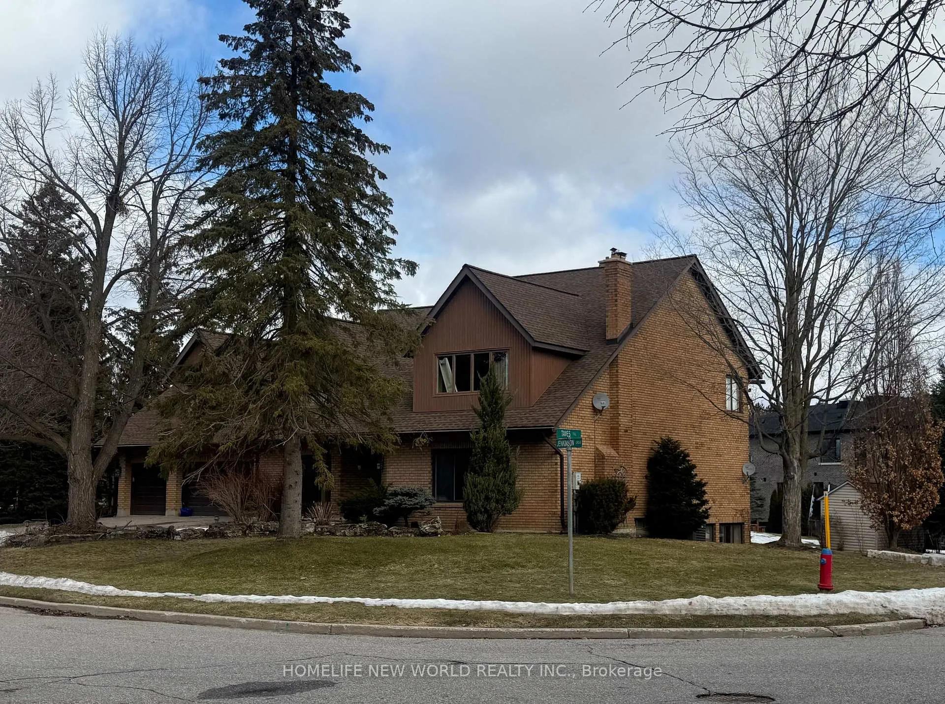 Photo 4 of 3 Jenkinson Grove, King, King City — HOMEH