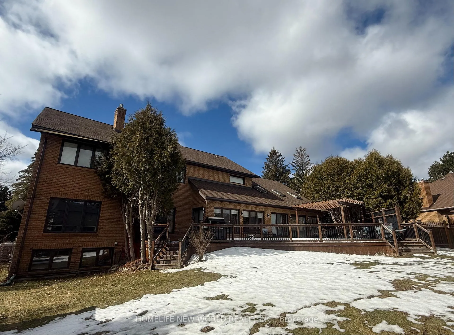 Photo 6 of 3 Jenkinson Grove, King, King City — HOMEH