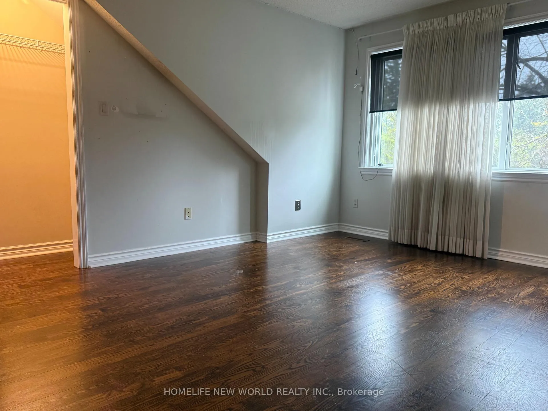 Photo 10 of 3 Jenkinson Grove, King, King City — HOMEH