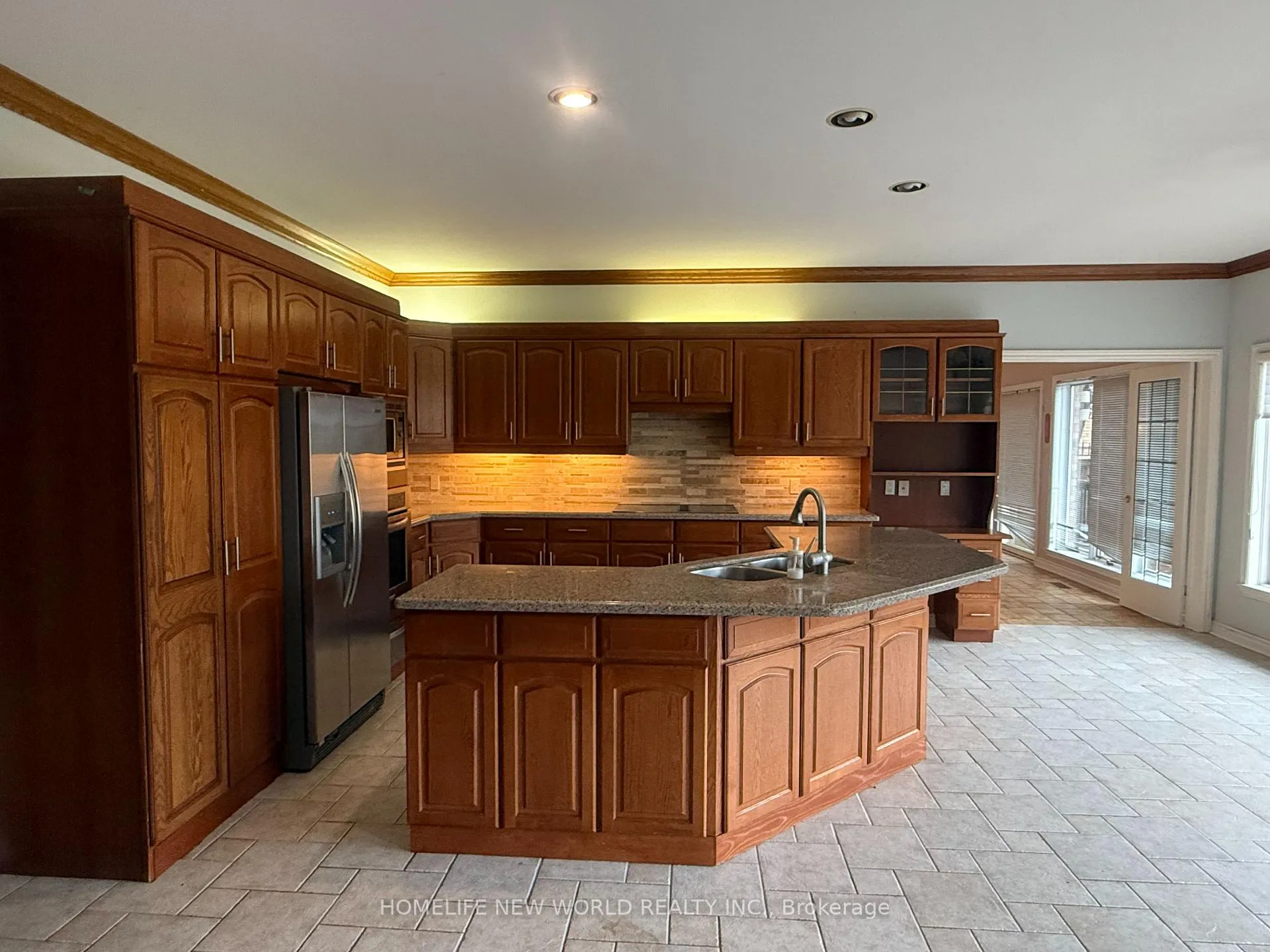 Photo 20 of 3 Jenkinson Grove, King, King City — HOMEH