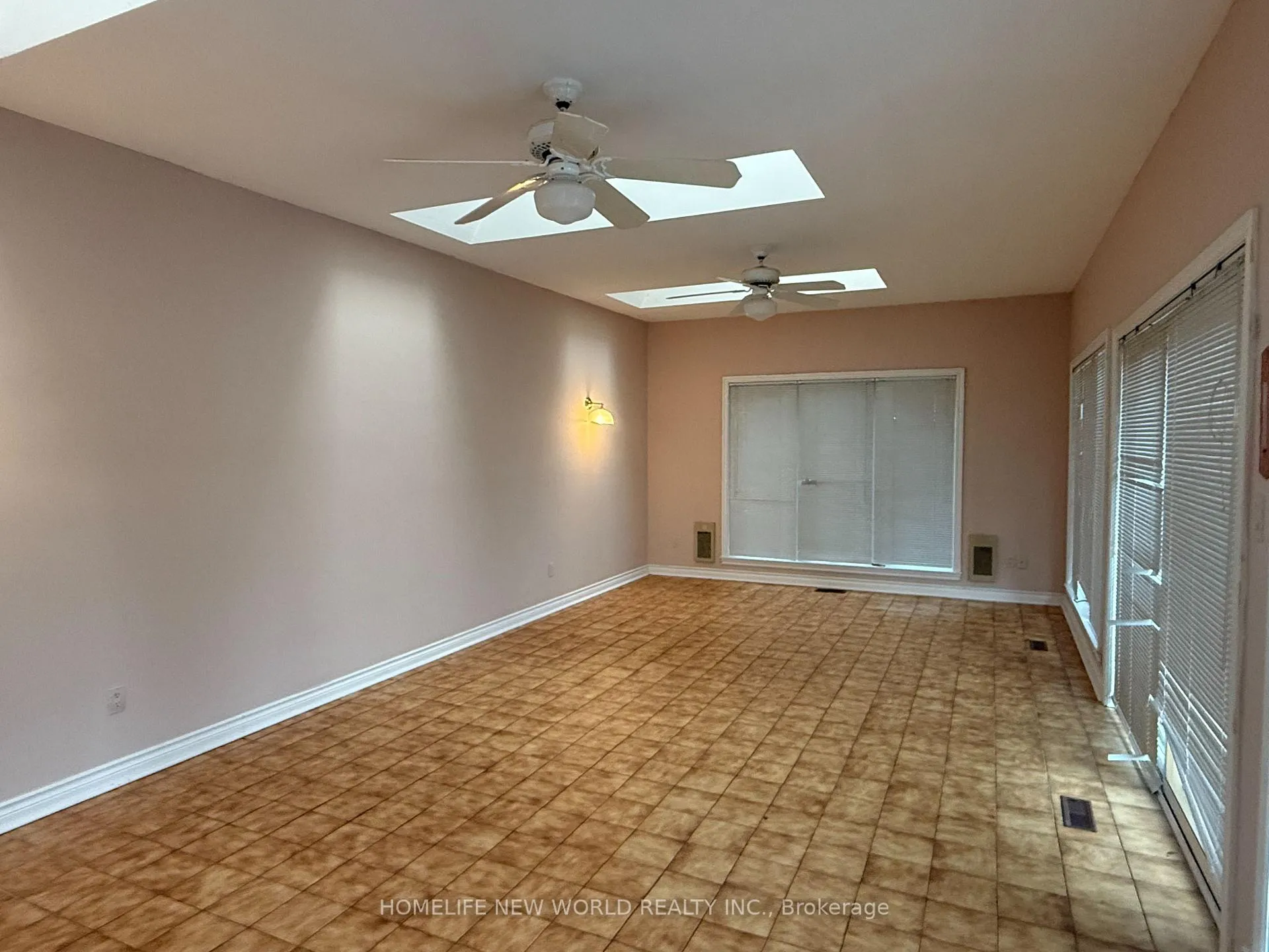Photo 22 of 3 Jenkinson Grove, King, King City — HOMEH