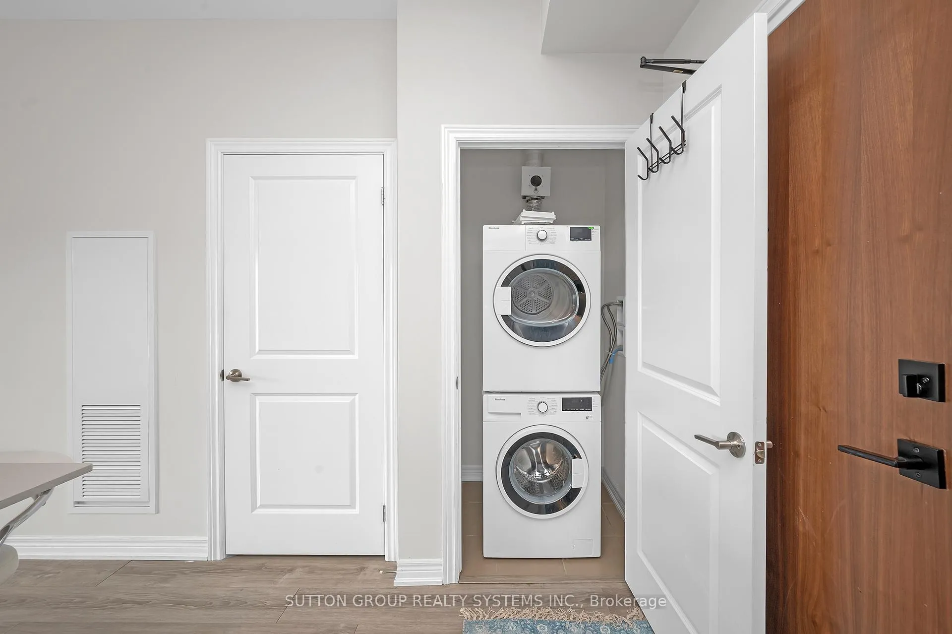 Photo 12 of Unit 212, 121 Highway 8, Hamilton, Stoney Creek — HOMEH