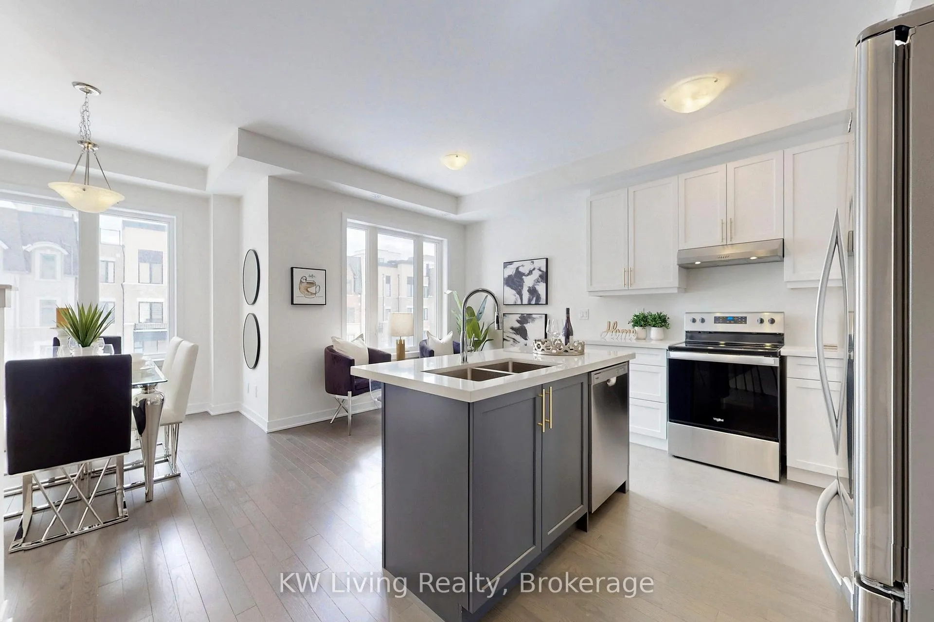 Photo 12 of 62 York Downs Boulevard, Markham, Angus Glen — HOMEH