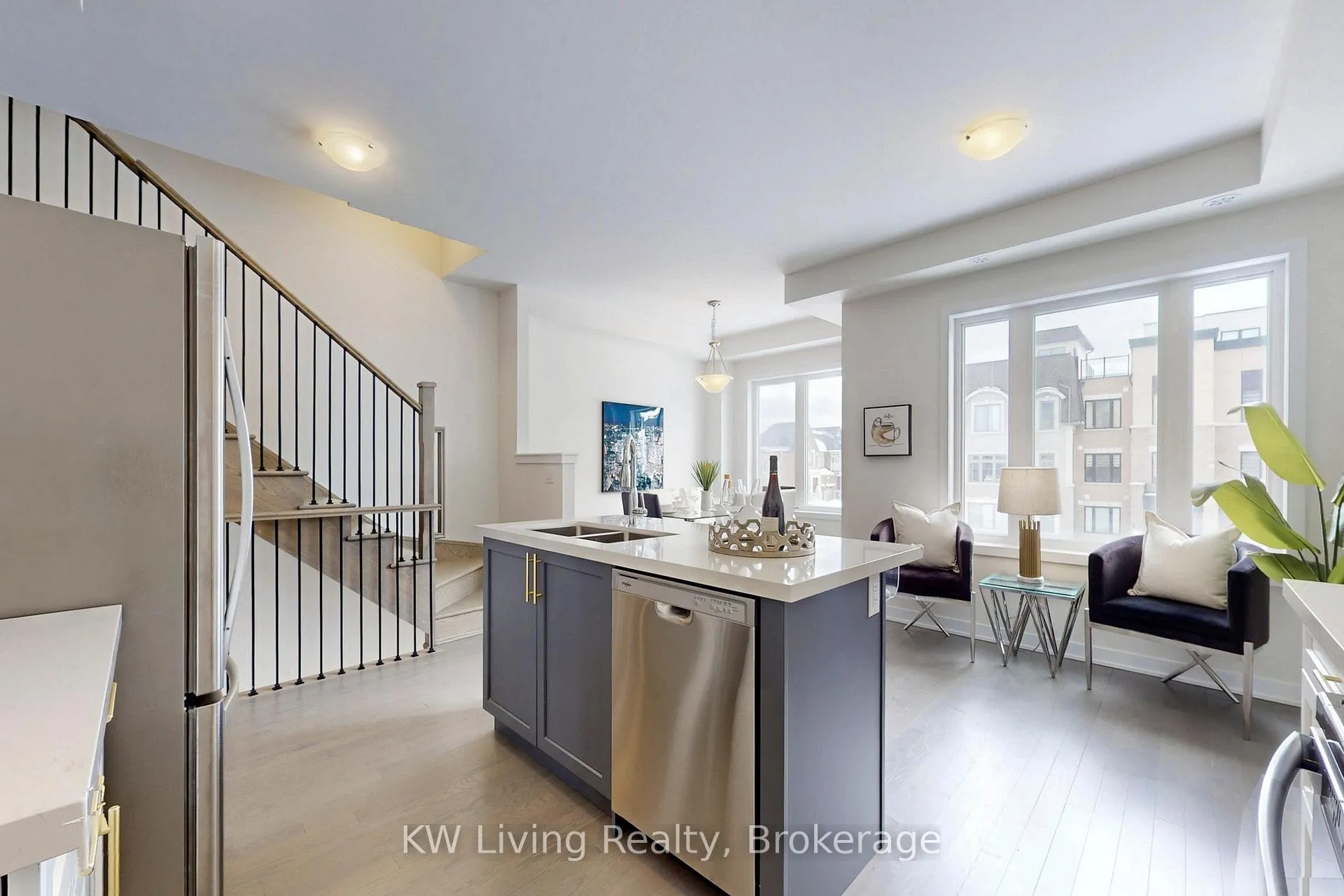 Photo 13 of 62 York Downs Boulevard, Markham, Angus Glen — HOMEH