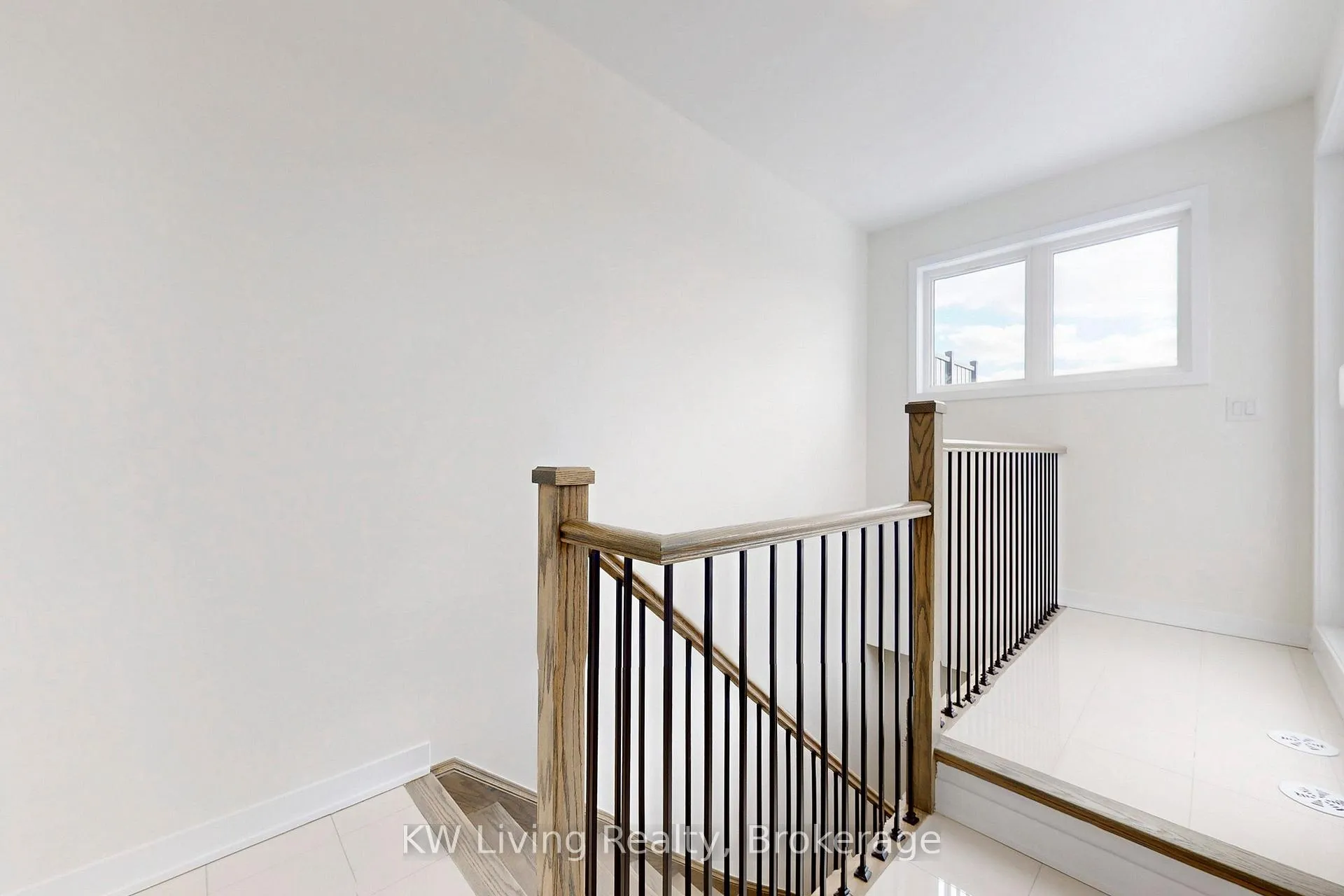Photo 41 of 62 York Downs Boulevard, Markham, Angus Glen — HOMEH