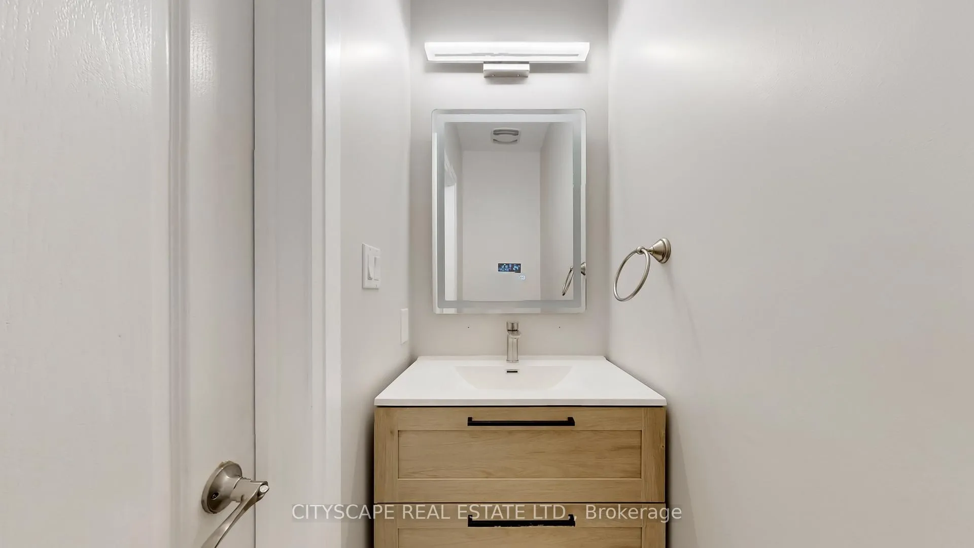 Photo 19 of 71 Cobblehill Crescent, Brampton, Bram East — HOMEH