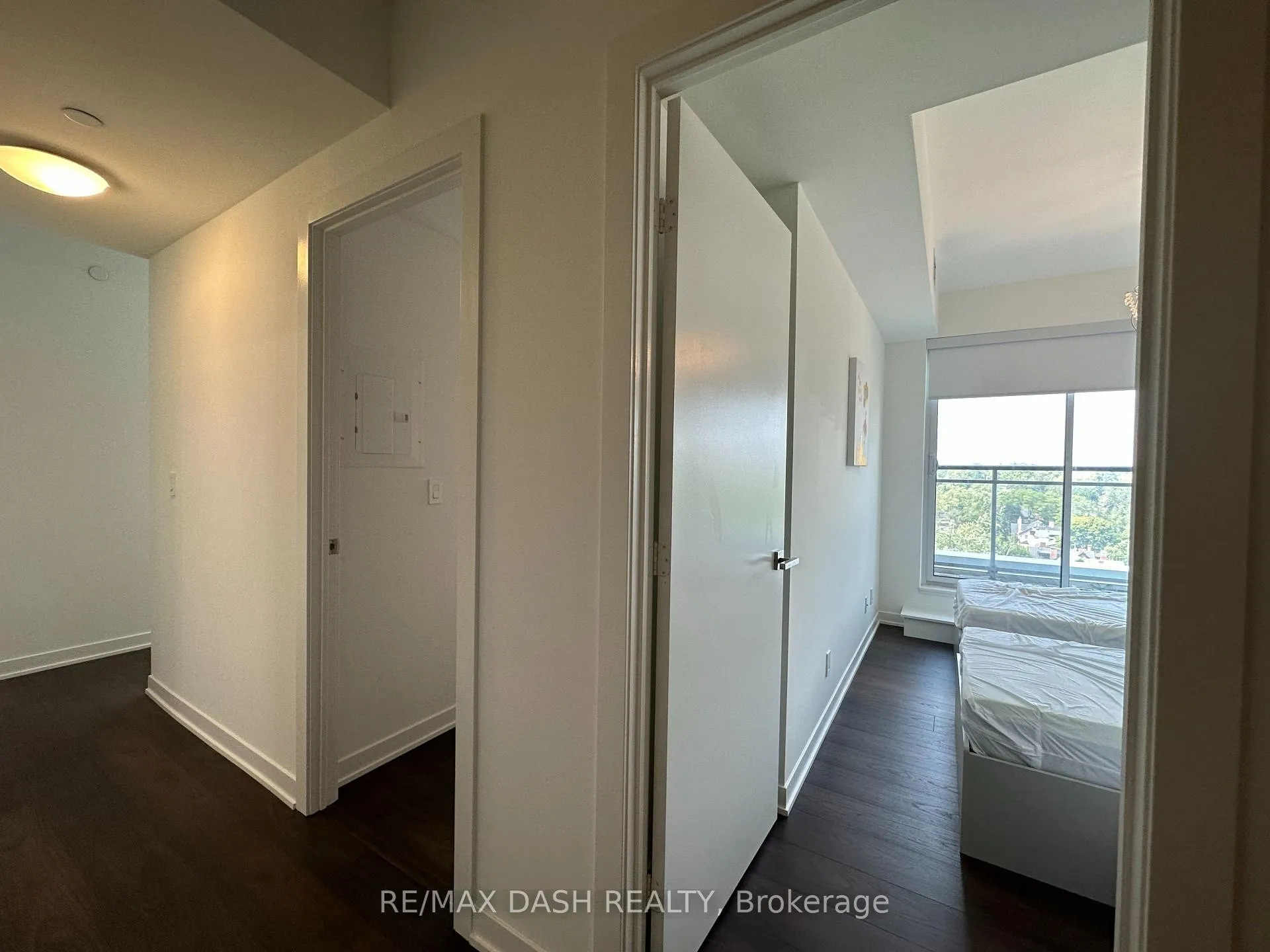 Photo 22 of Unit 1002, 223 St Clair Avenue W, Toronto, Yonge-St. Clair — HOMEH