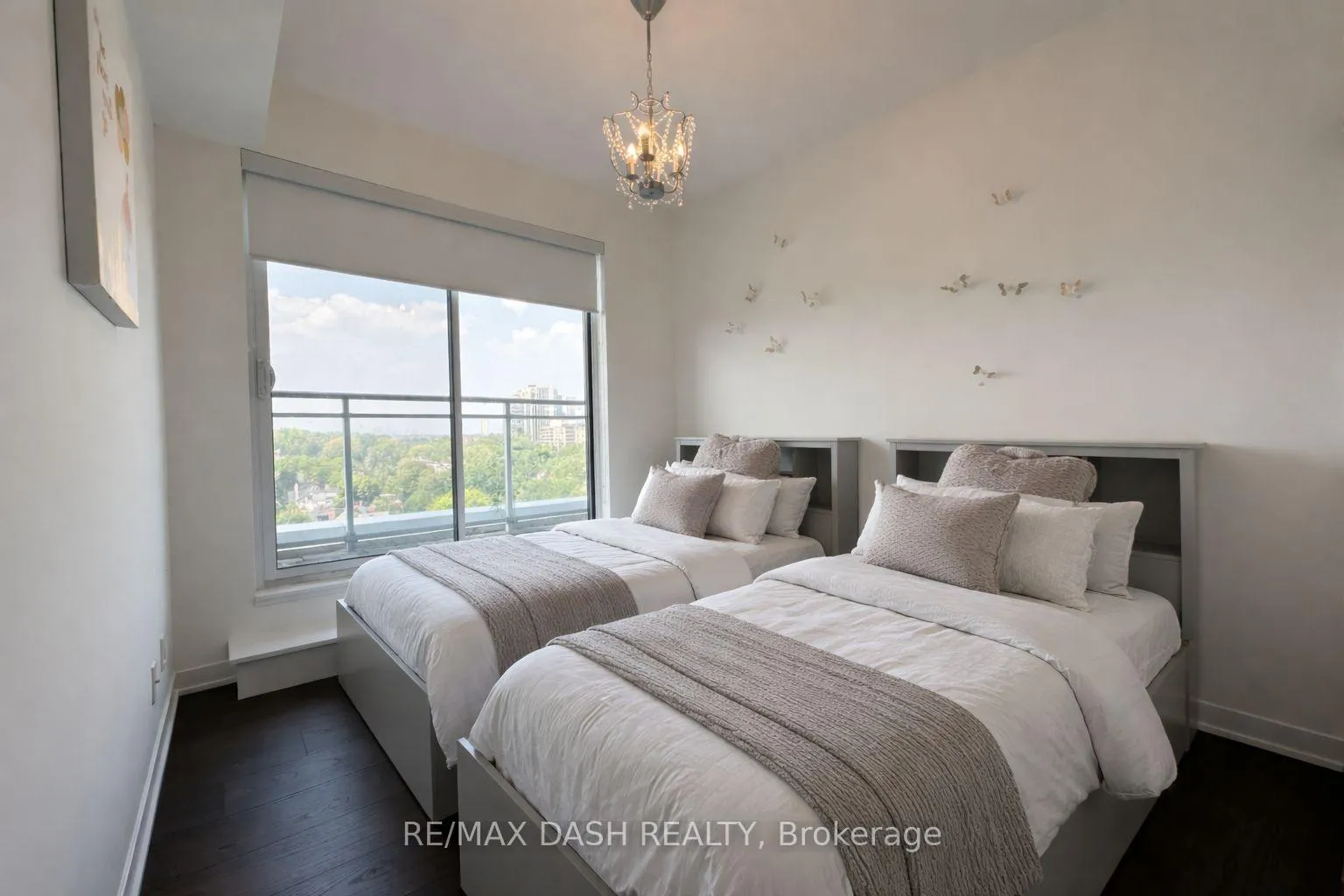 Photo 23 of Unit 1002, 223 St Clair Avenue W, Toronto, Yonge-St. Clair — HOMEH