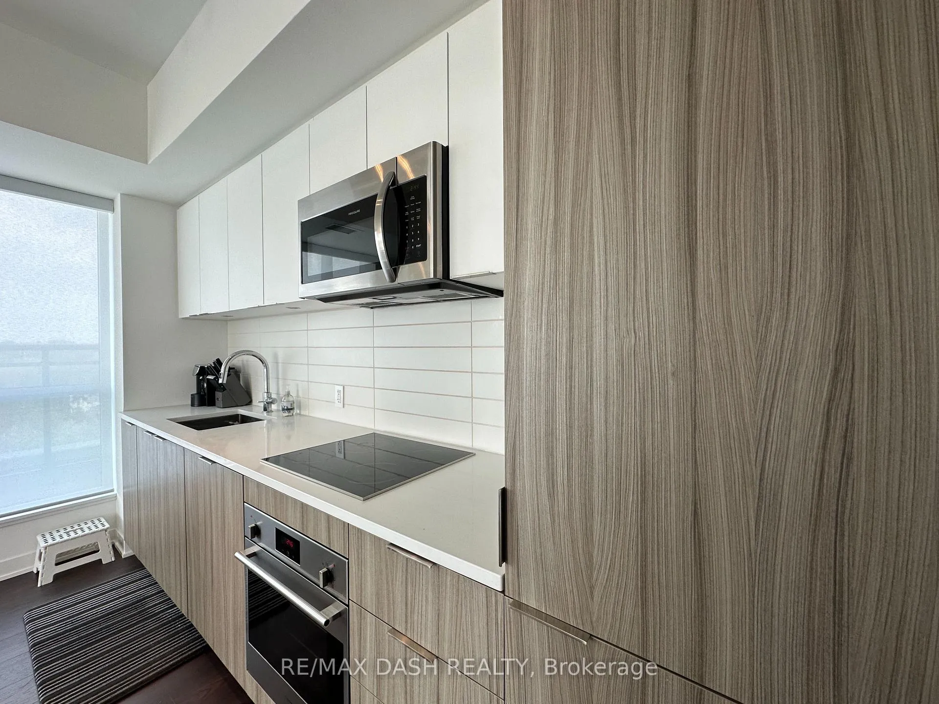 Photo 25 of Unit 1002, 223 St Clair Avenue W, Toronto, Yonge-St. Clair — HOMEH