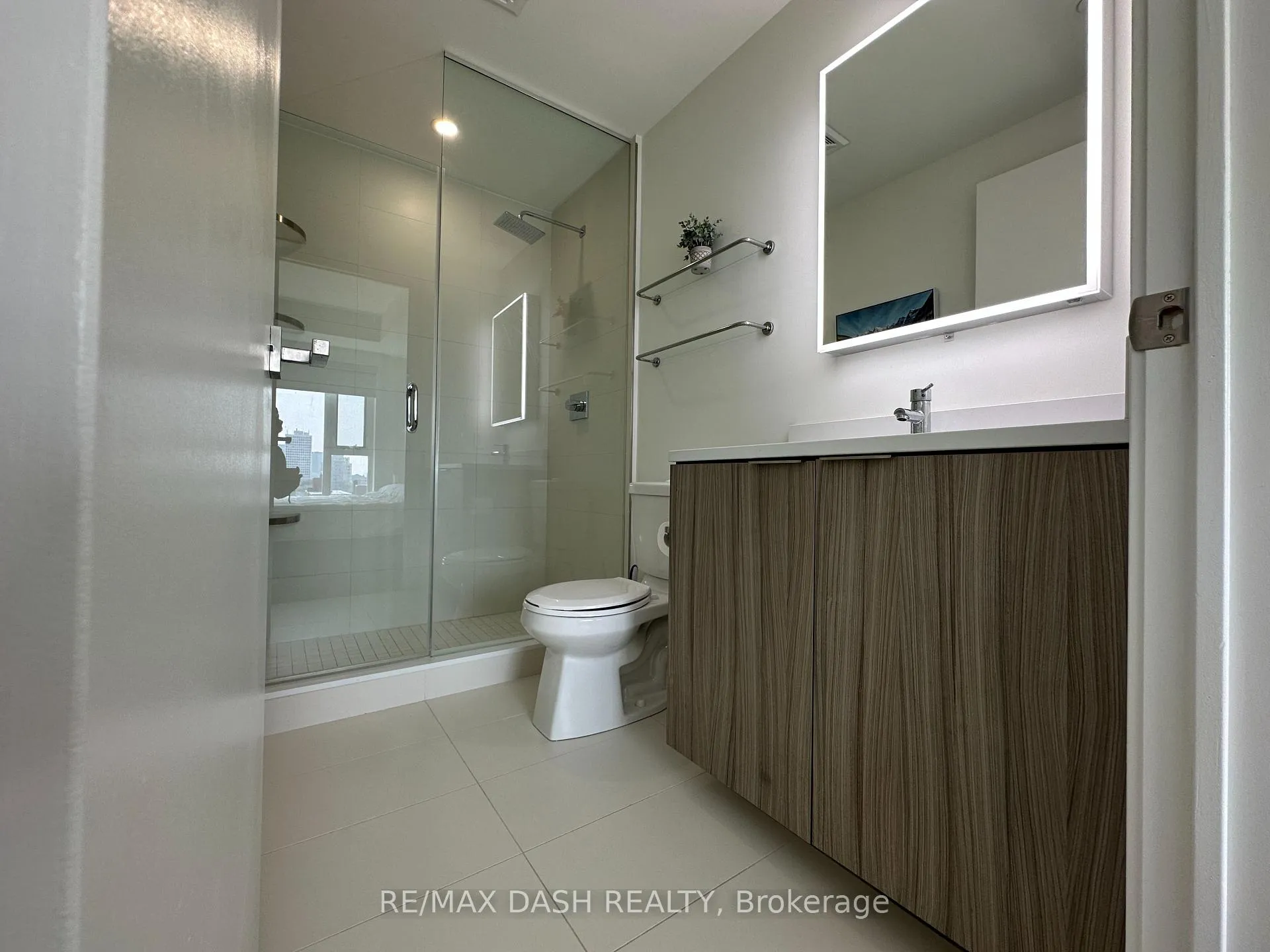 Photo 28 of Unit 1002, 223 St Clair Avenue W, Toronto, Yonge-St. Clair — HOMEH