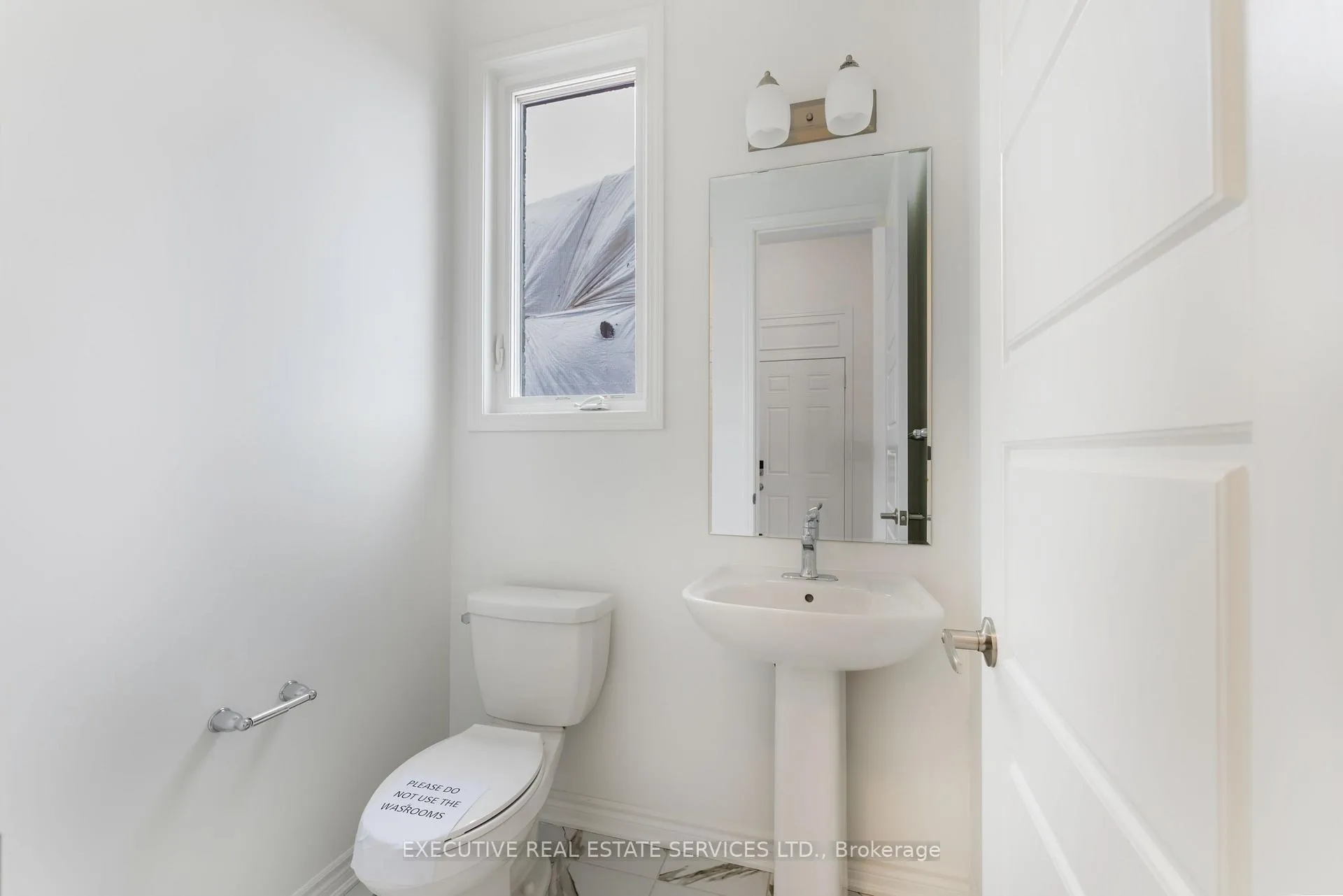 Photo 5 of 304 Starflower Place, Milton, Walker — HOMEH