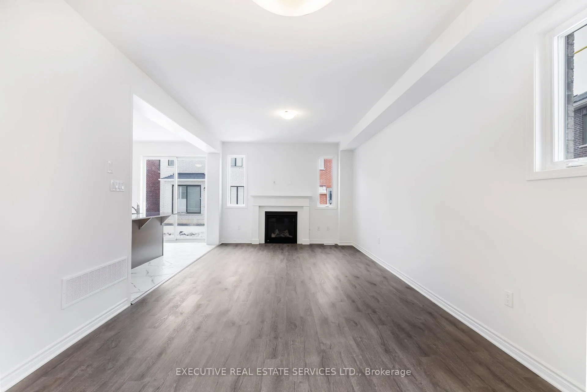 Photo 9 of 304 Starflower Place, Milton, Walker — HOMEH
