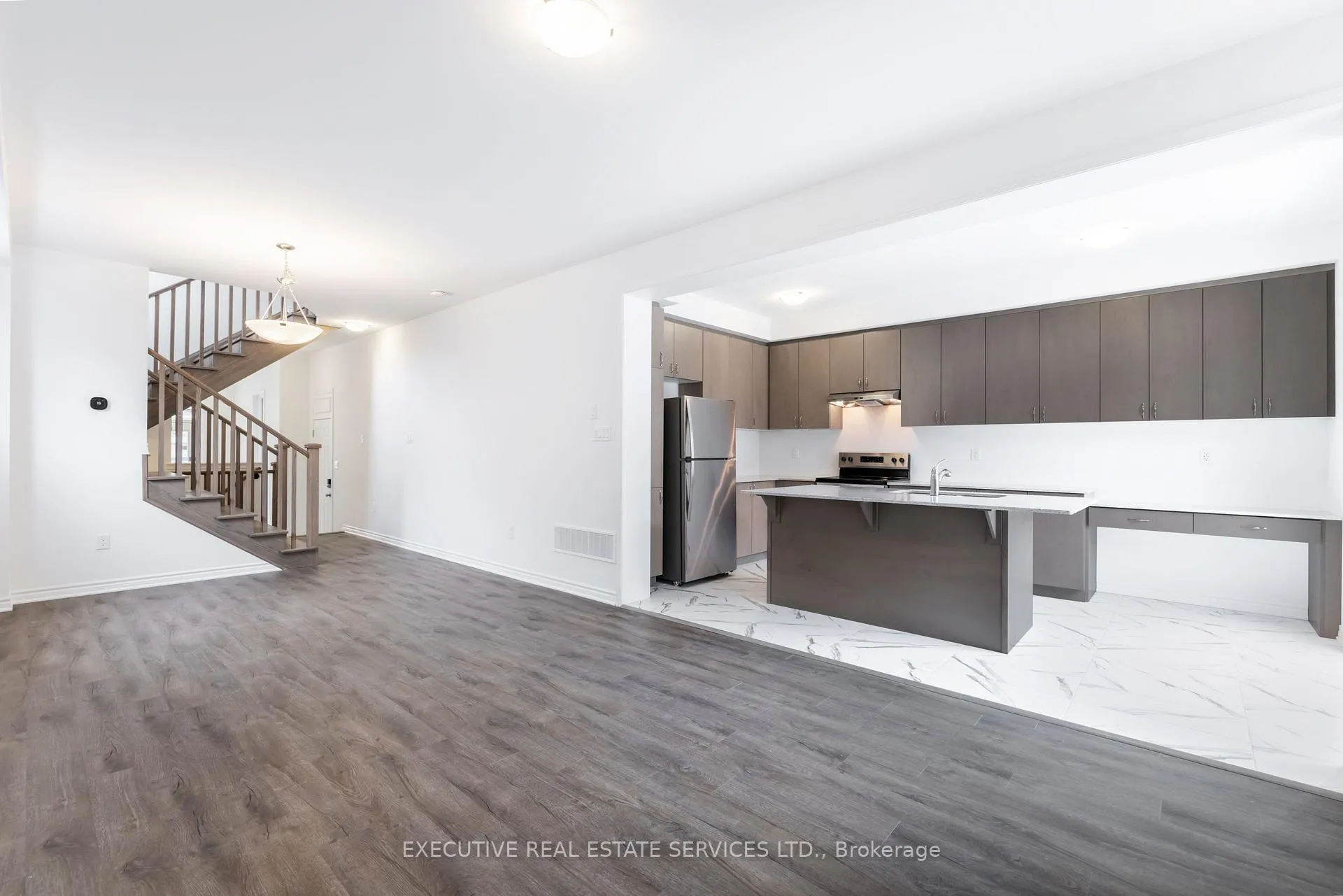 Photo 10 of 304 Starflower Place, Milton, Walker — HOMEH