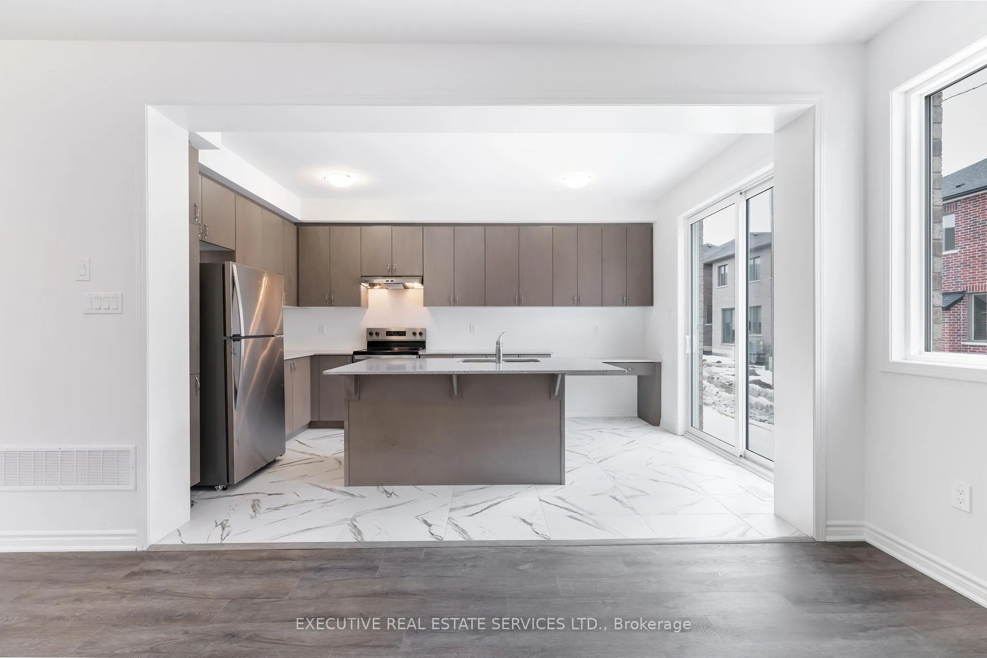 Photo 13 of 304 Starflower Place, Milton, Walker — HOMEH