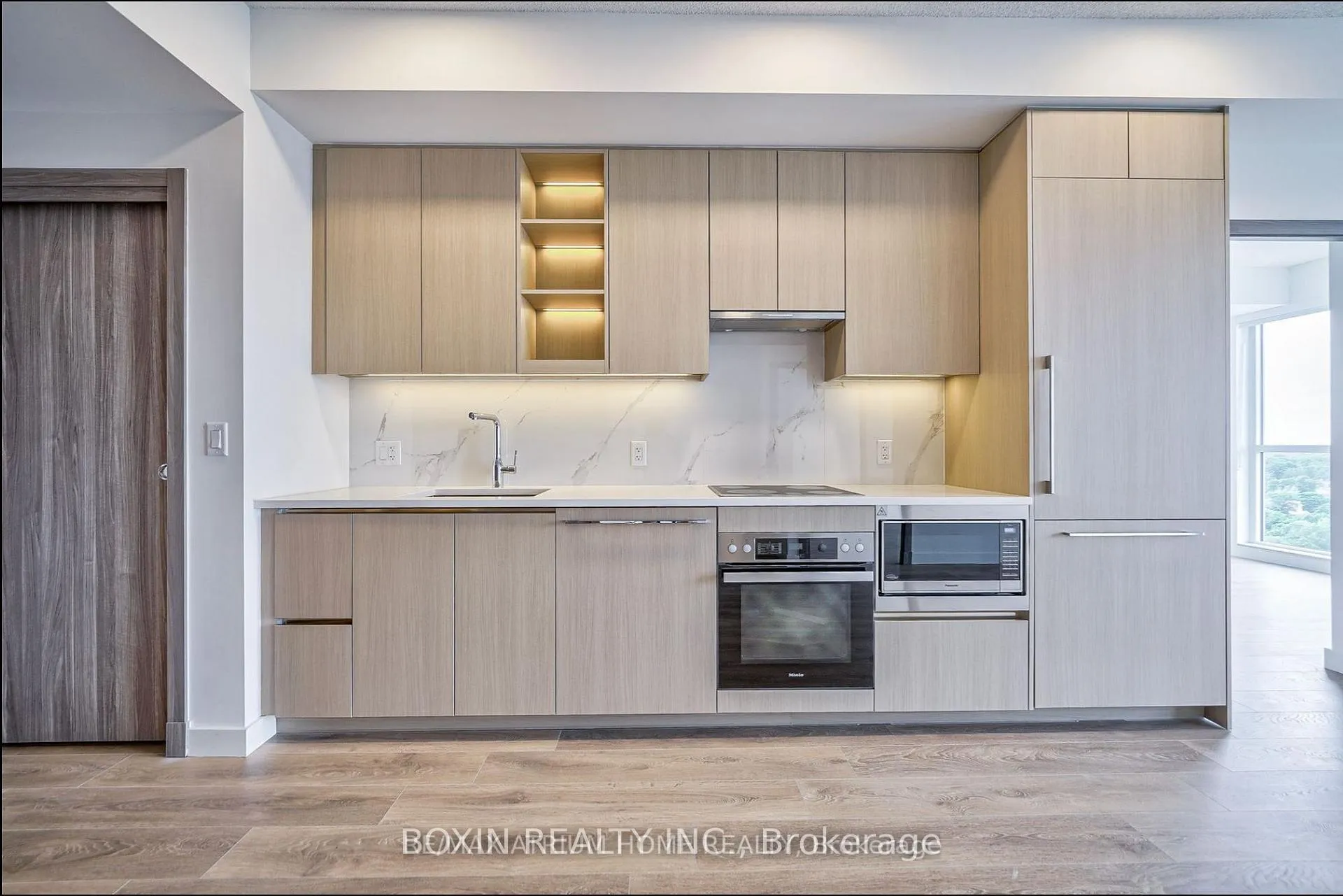 Photo 8 of Unit PH2105, 25 Mcmahon Drive, North York, Bayview Village — HOMEH