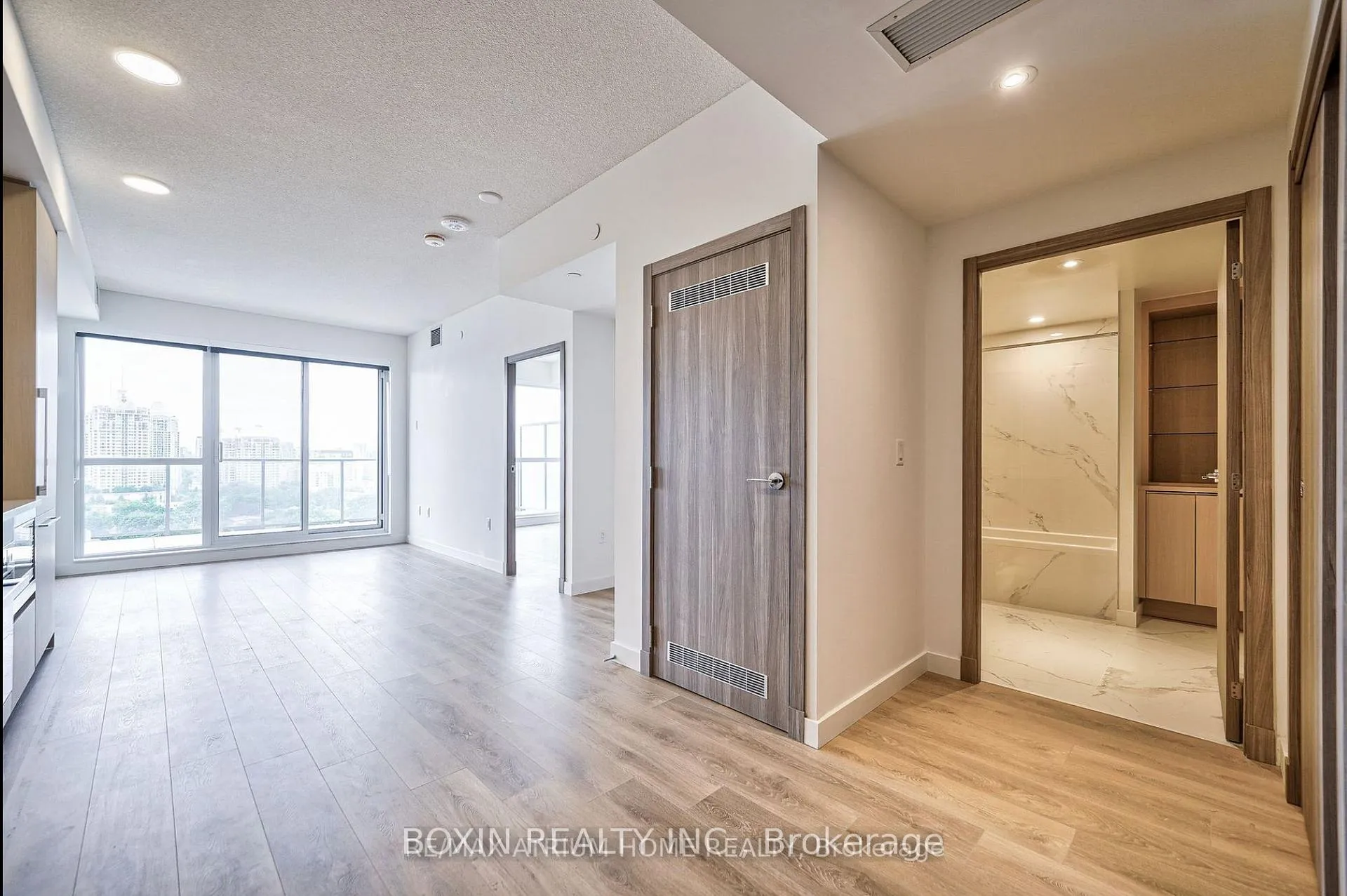 Photo 11 of Unit PH2105, 25 Mcmahon Drive, North York, Bayview Village — HOMEH