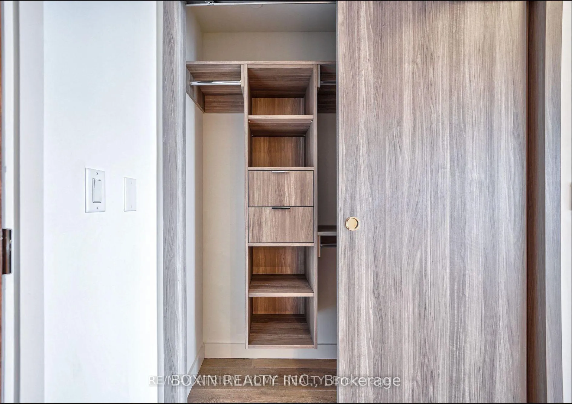 Photo 15 of Unit PH2105, 25 Mcmahon Drive, North York, Bayview Village — HOMEH