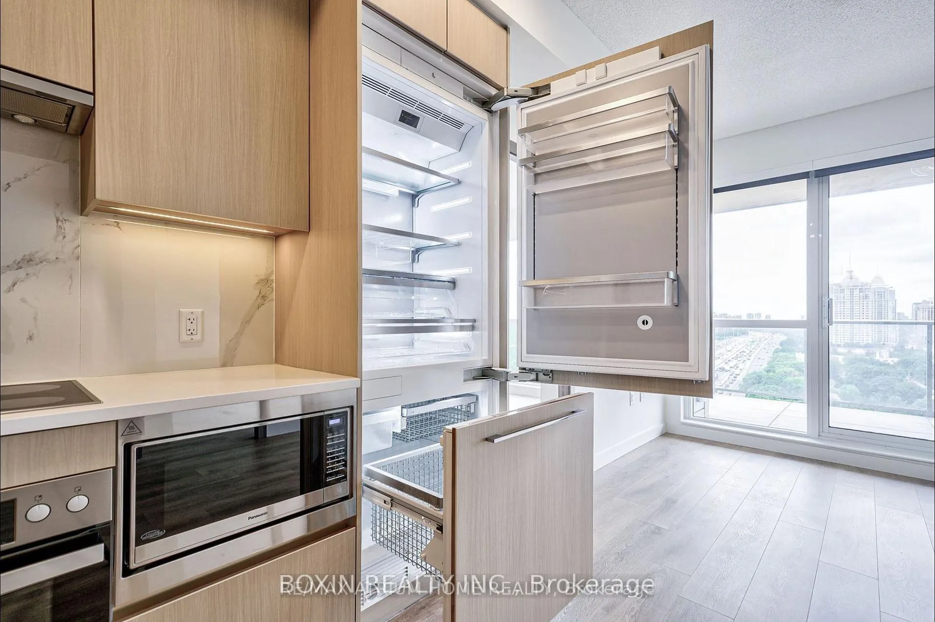 Photo 22 of Unit PH2105, 25 Mcmahon Drive, North York, Bayview Village — HOMEH