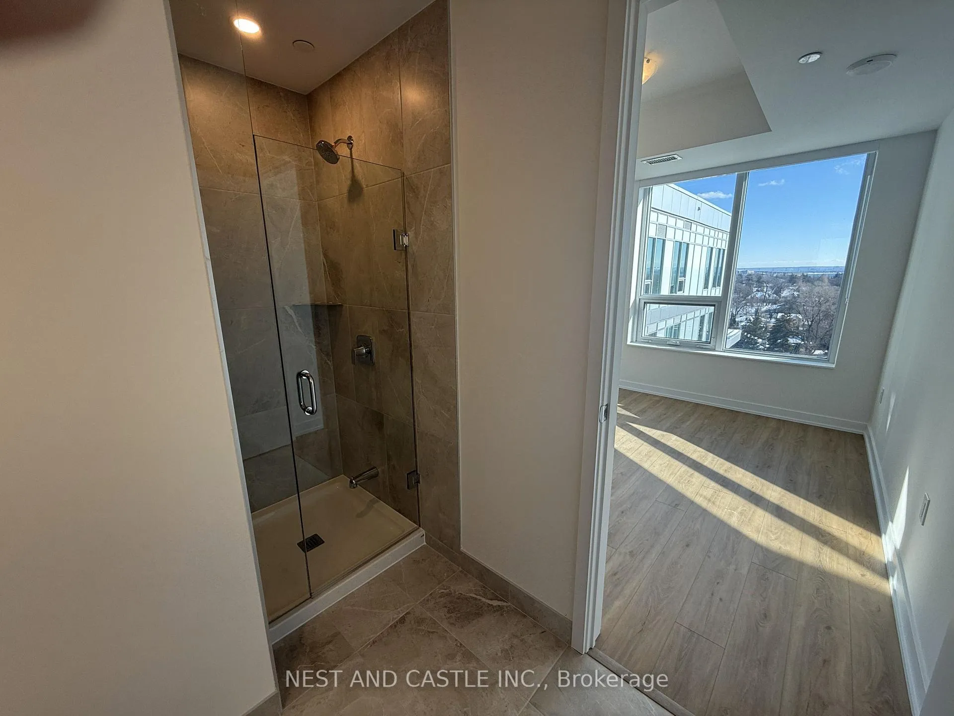 Photo 3 of Unit PH02, 500 Plains Road E, Burlington, LaSalle — HOMEH