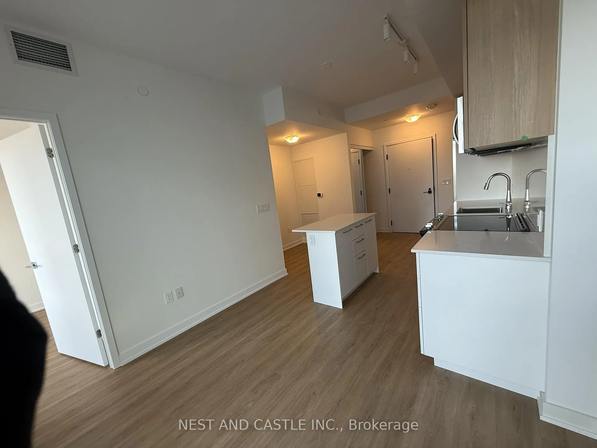 Photo 15 of Unit PH02, 500 Plains Road E, Burlington, LaSalle — HOMEH