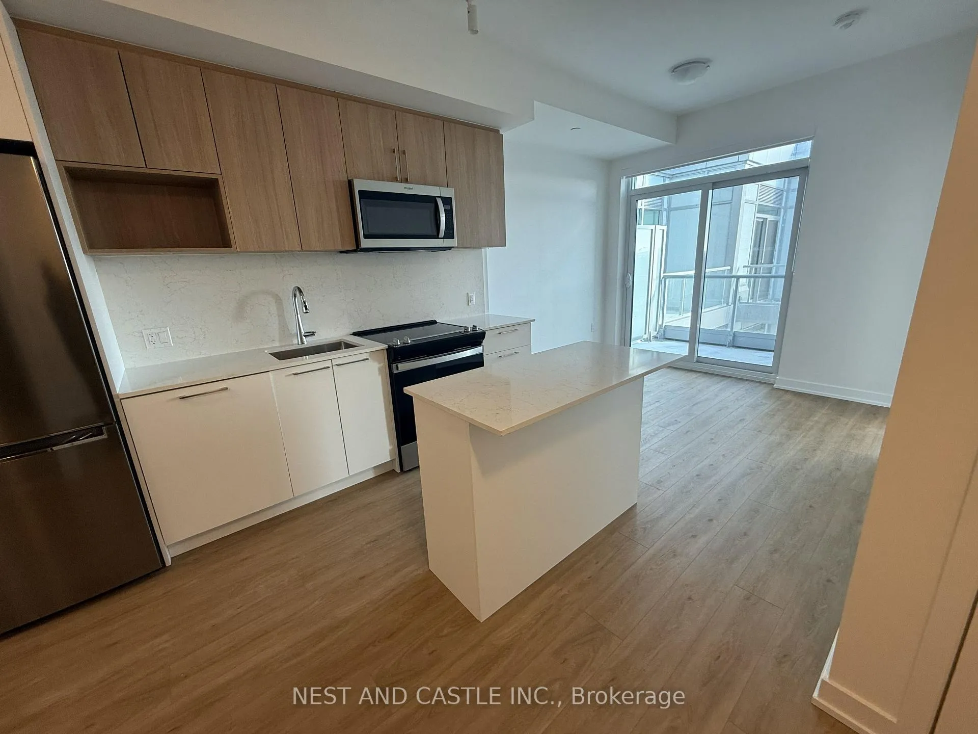 Photo 21 of Unit PH02, 500 Plains Road E, Burlington, LaSalle — HOMEH