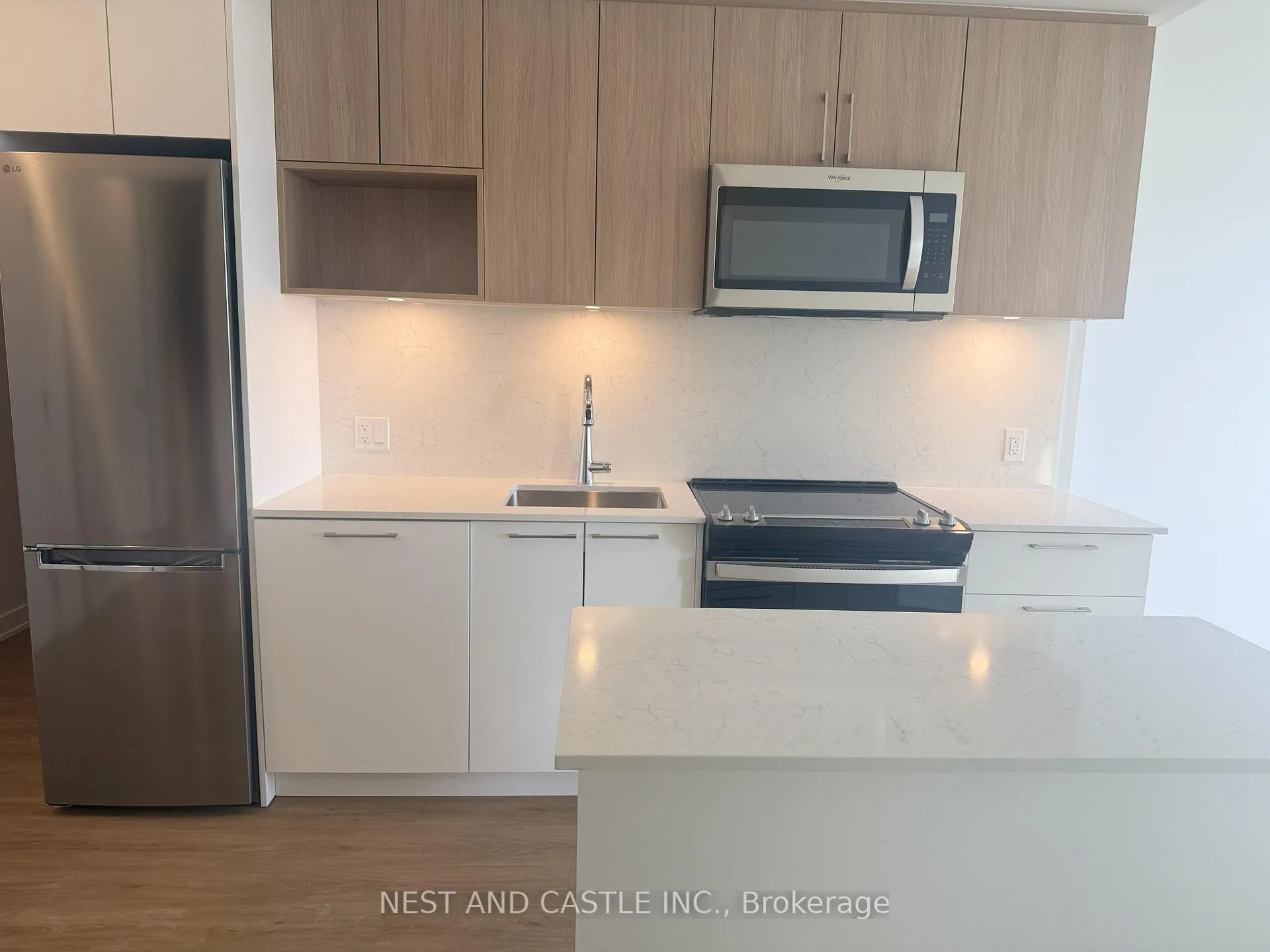 Photo 31 of Unit PH02, 500 Plains Road E, Burlington, LaSalle — HOMEH