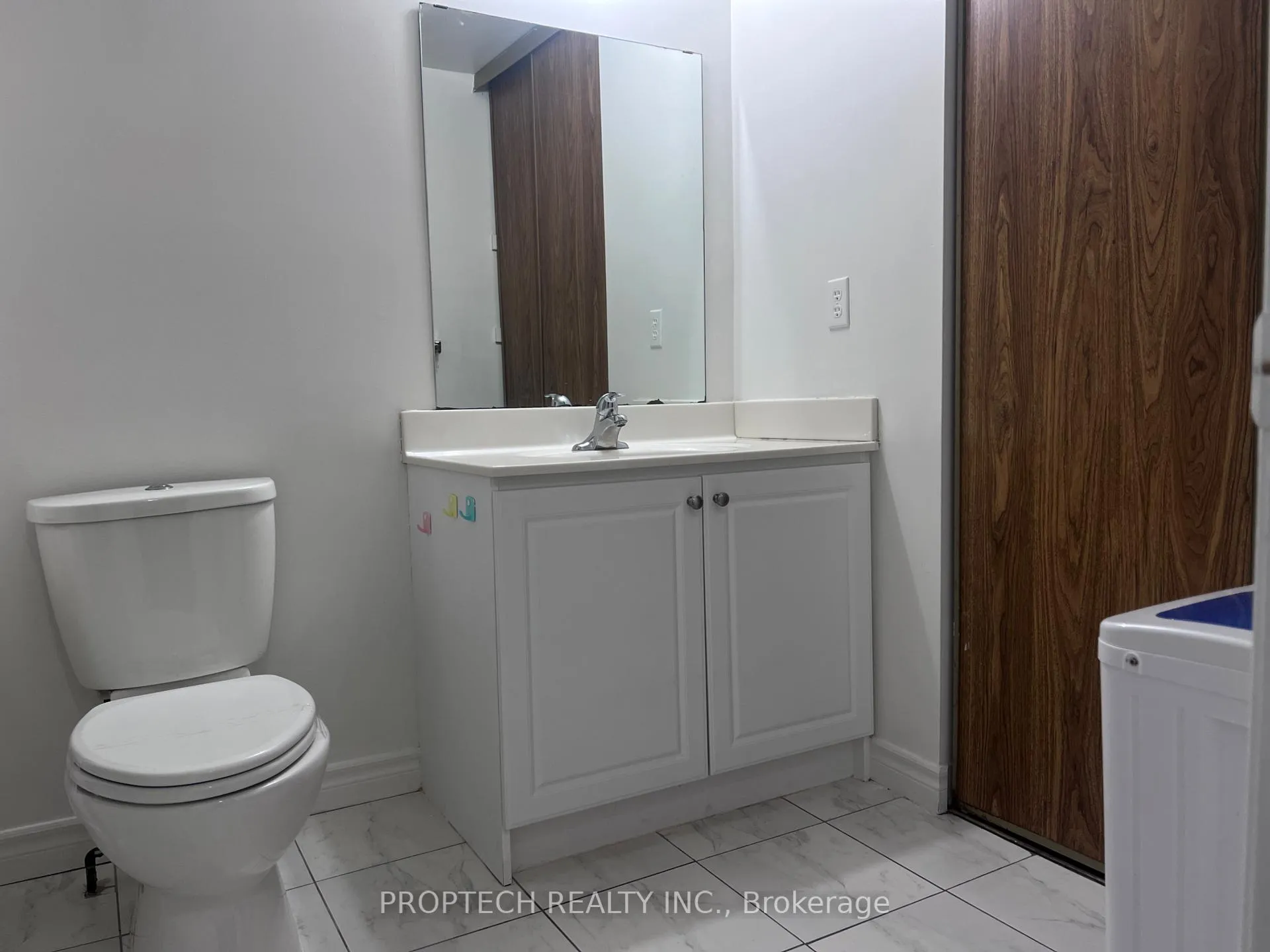 Photo 13 of 111 Digby Crescent, Markham, Milliken Mills East — HOMEH