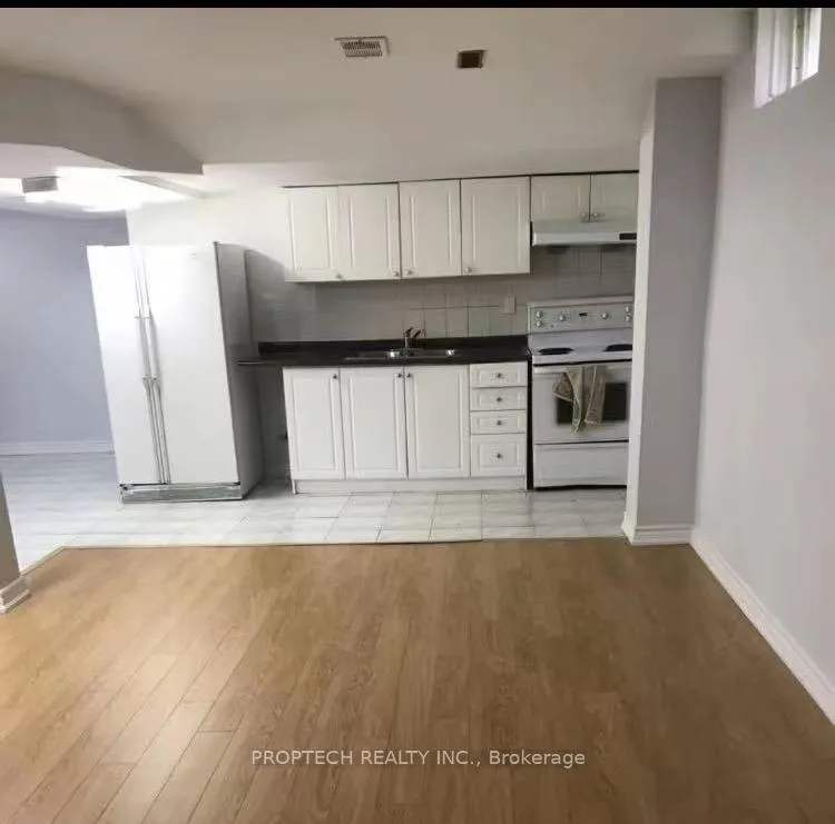 Photo 19 of 111 Digby Crescent, Markham, Milliken Mills East — HOMEH