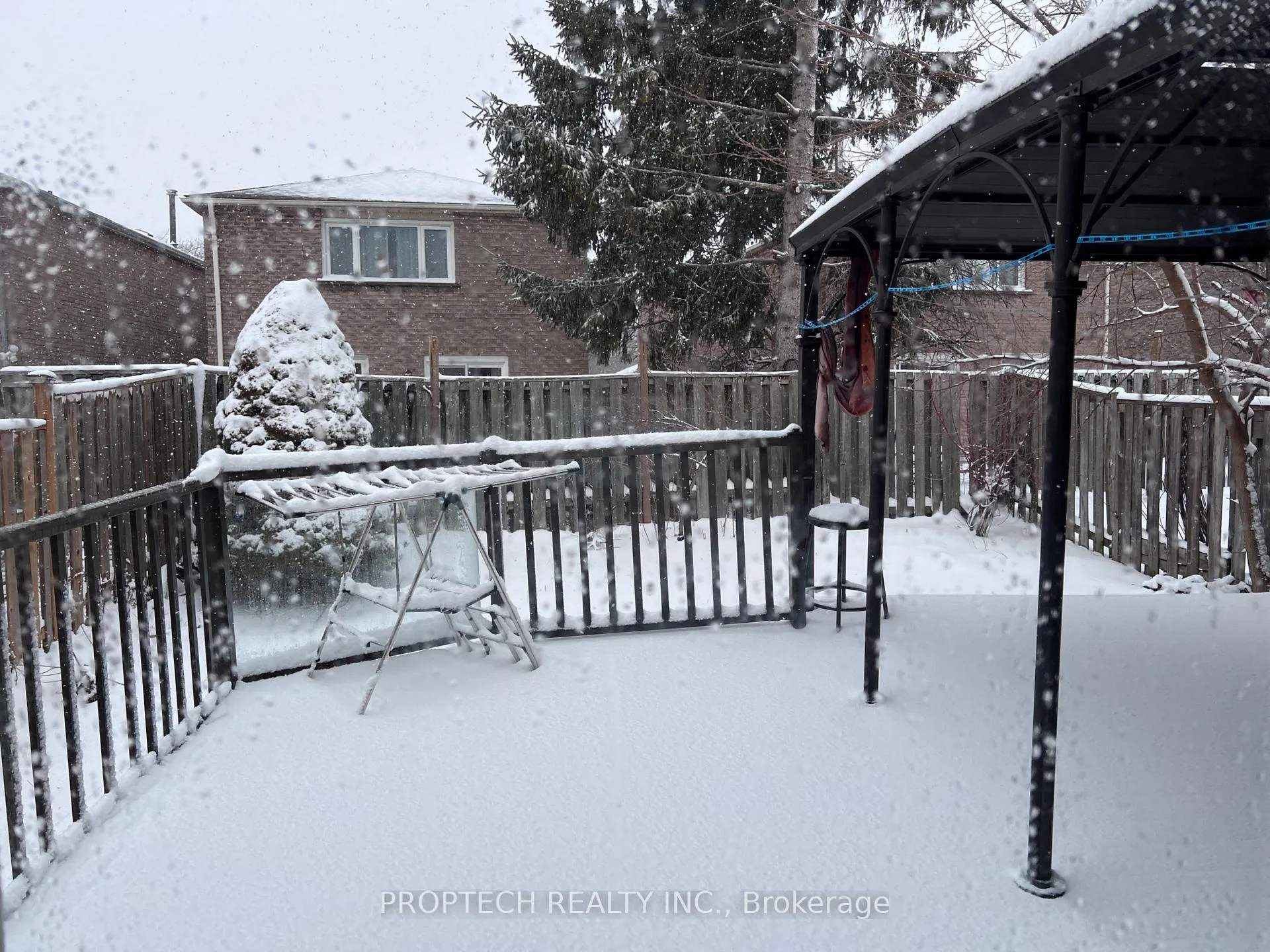 Photo 22 of 111 Digby Crescent, Markham, Milliken Mills East — HOMEH