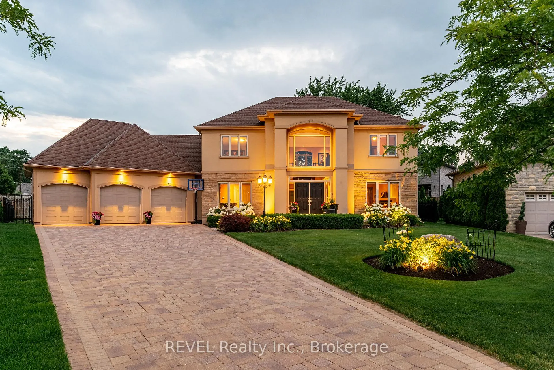 Front of 8881 Joseph Court