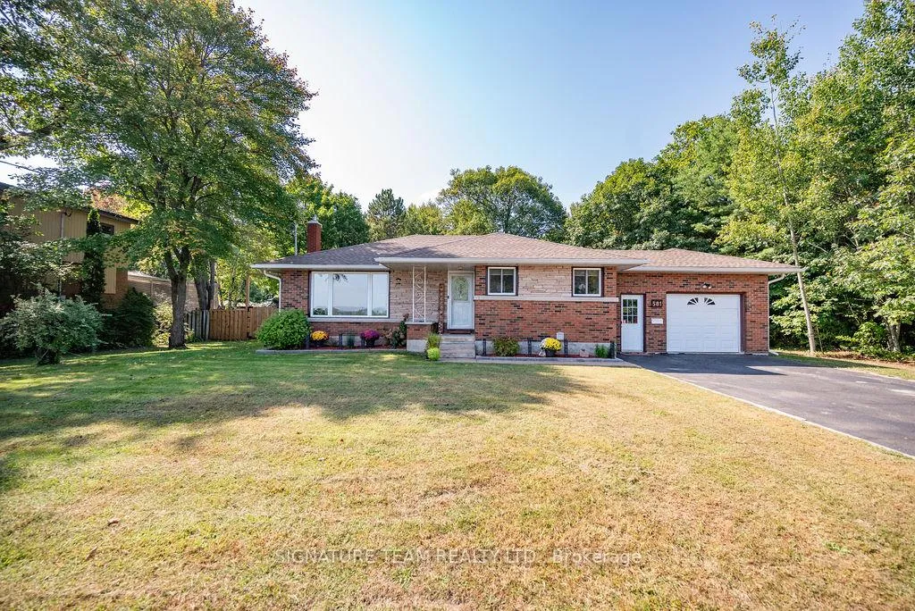 Photo 1 of 581 Laurentian Drive, Petawawa — HOMEH
