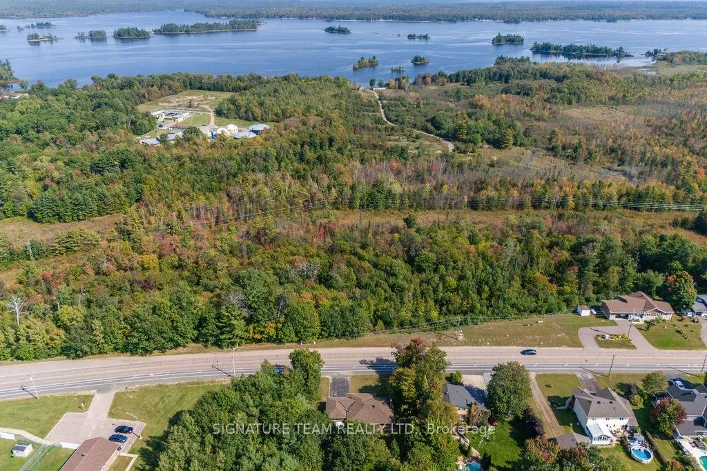 Photo 14 of 581 Laurentian Drive, Petawawa — HOMEH