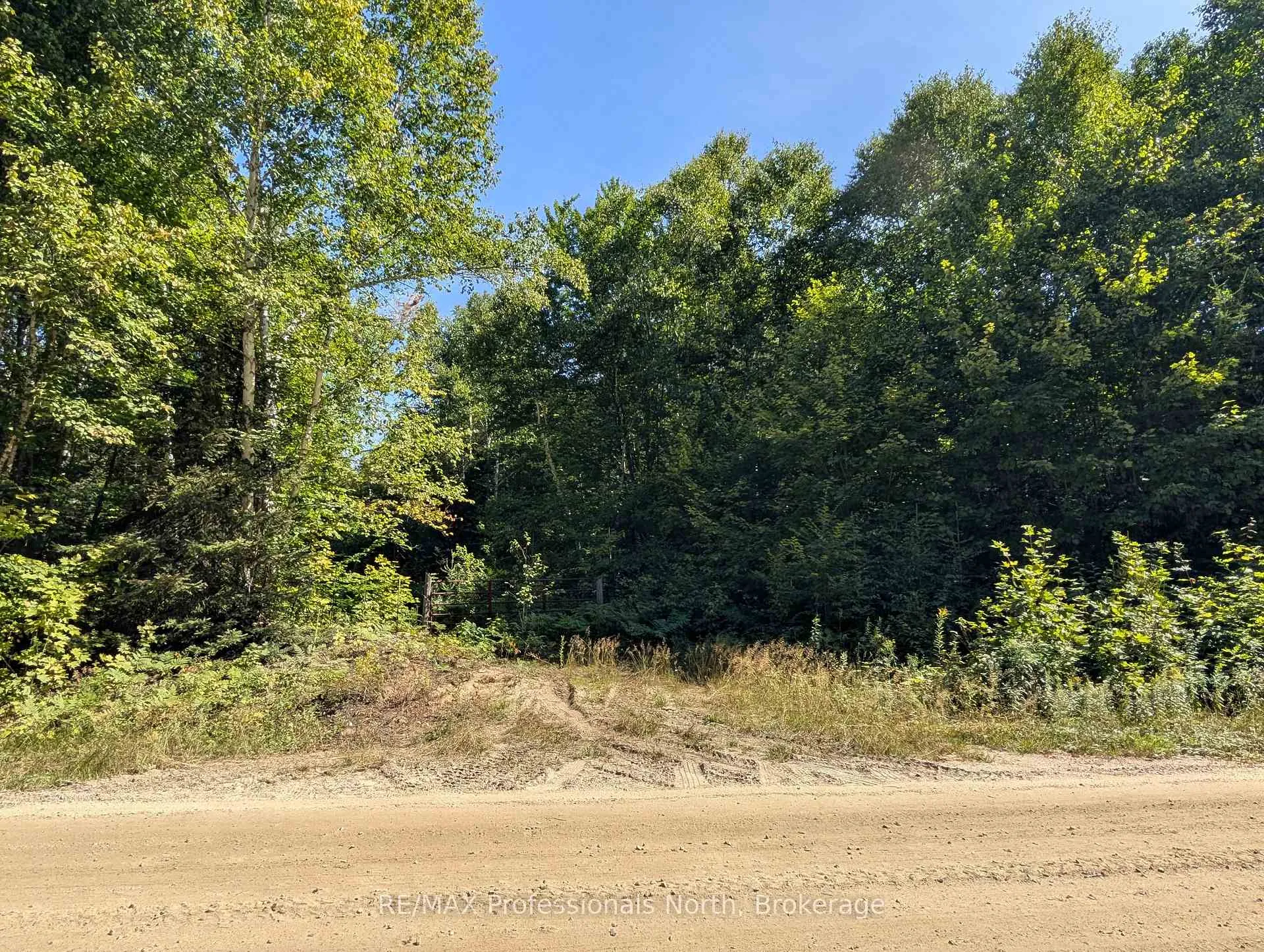 Photo 9 of 611 Bray Lake Road, Machar — HOMEH