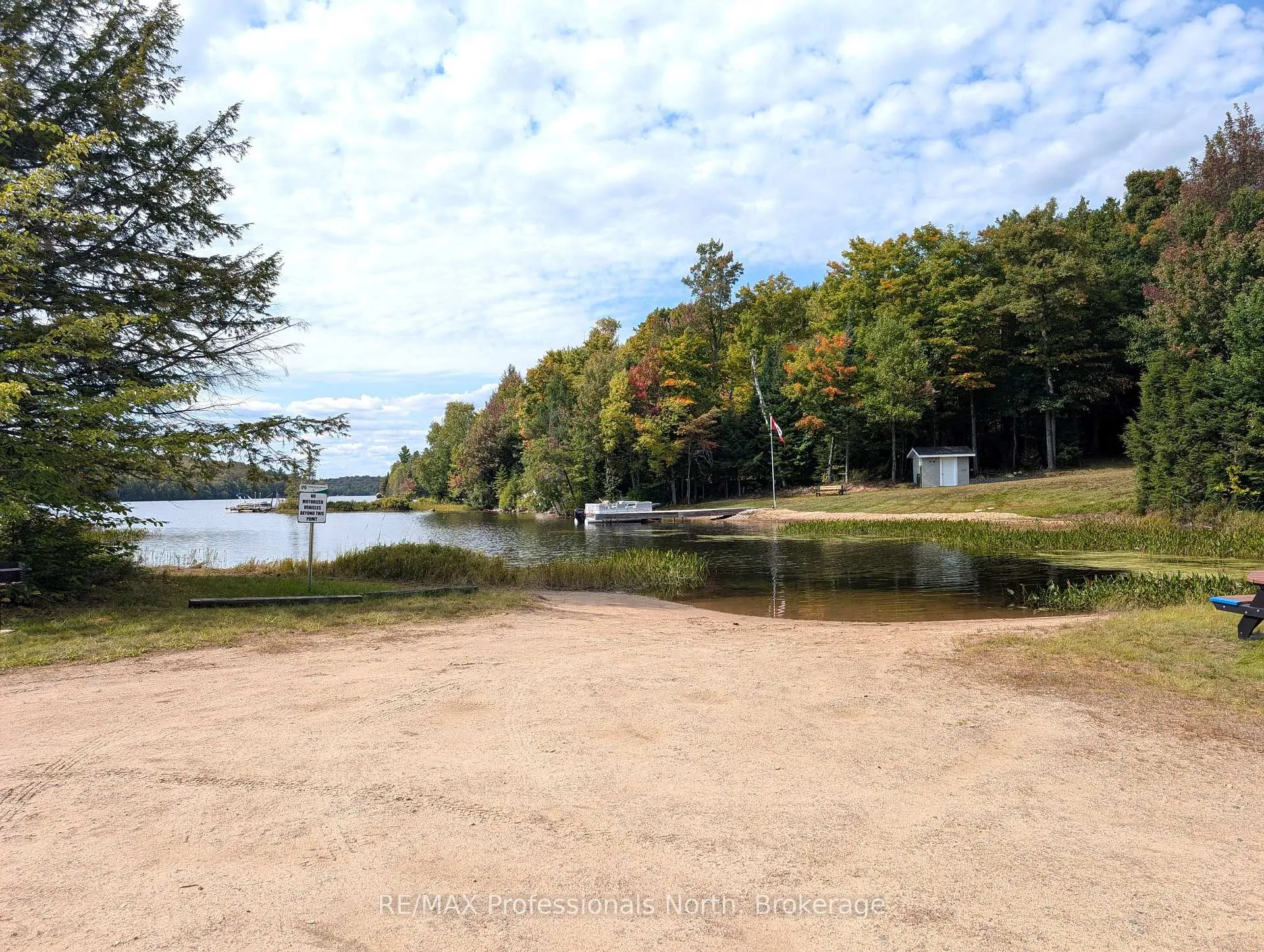 Photo 16 of 611 Bray Lake Road, Machar — HOMEH
