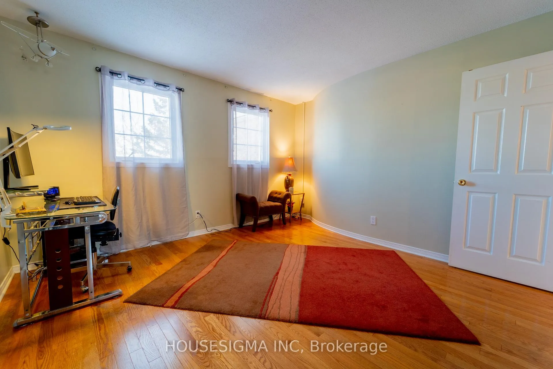 Photo 32 of 566 Falwyn Crescent, Ottawa, Fallingbrook/Ridgemount — HOMEH