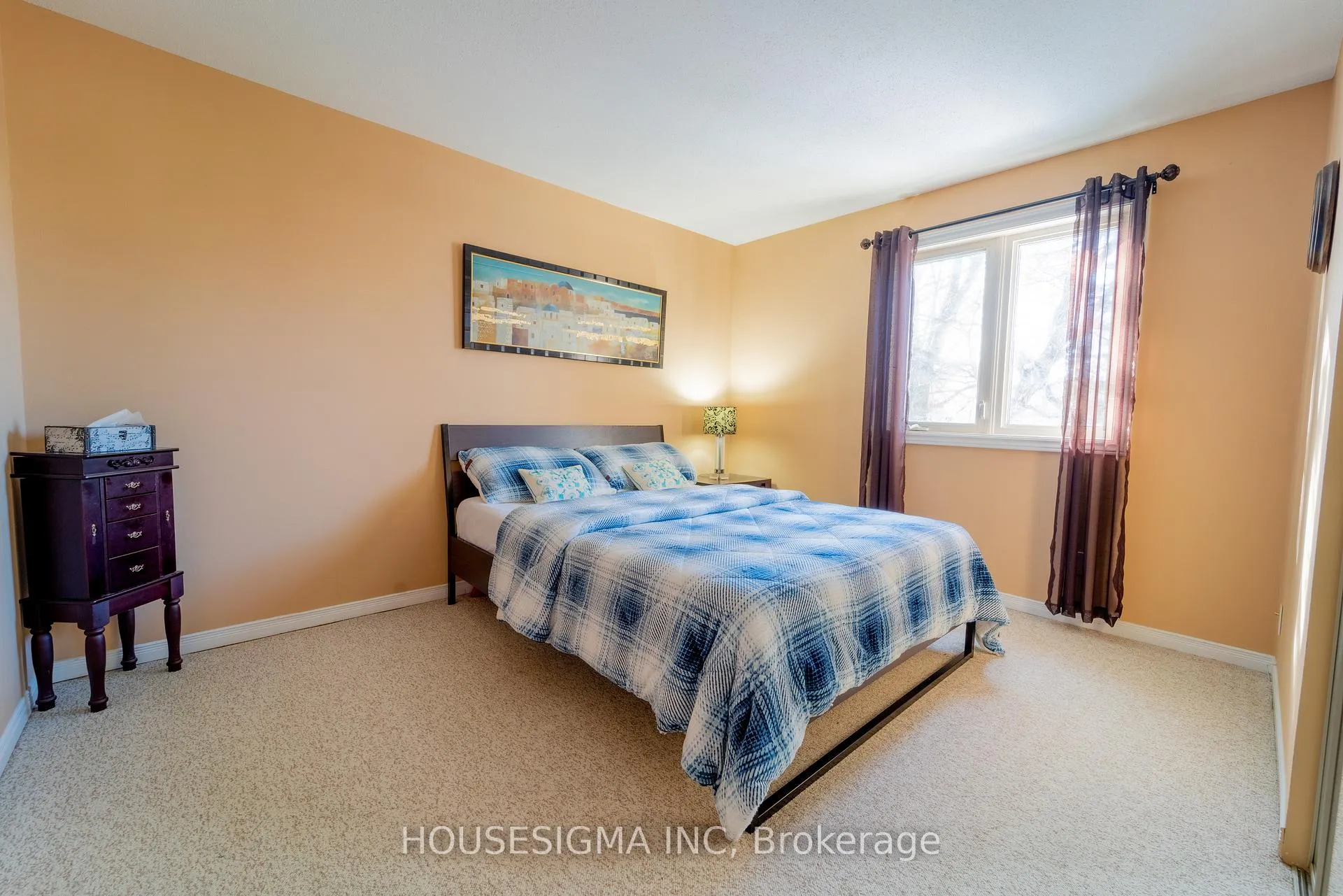 Photo 33 of 566 Falwyn Crescent, Ottawa, Fallingbrook/Ridgemount — HOMEH