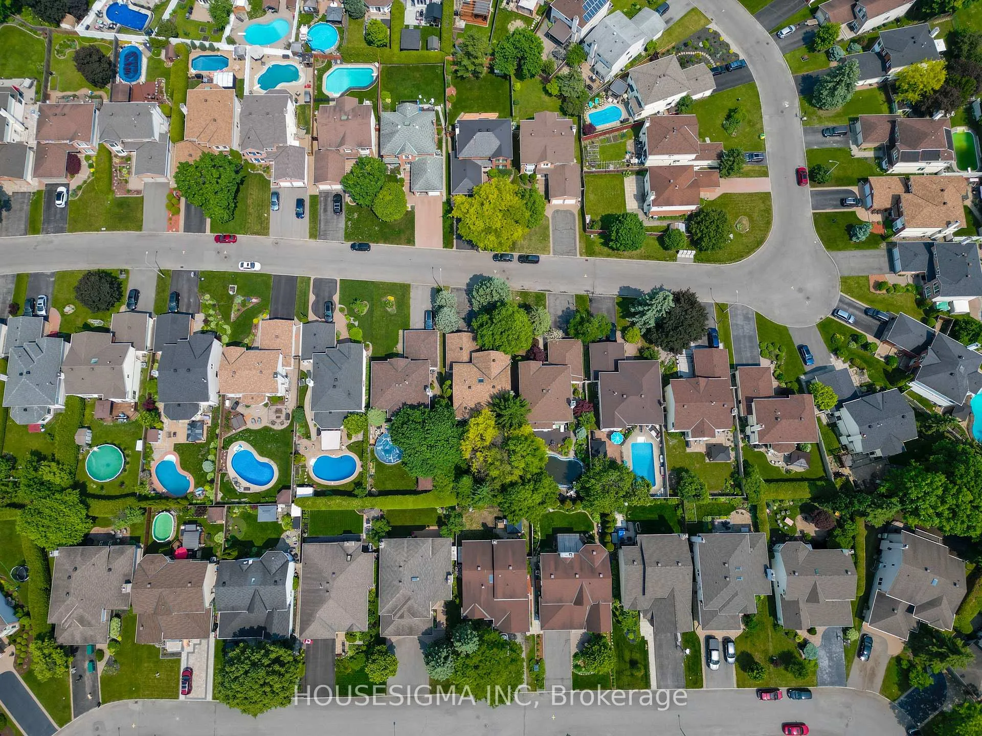 Photo 43 of 566 Falwyn Crescent, Ottawa, Fallingbrook/Ridgemount — HOMEH