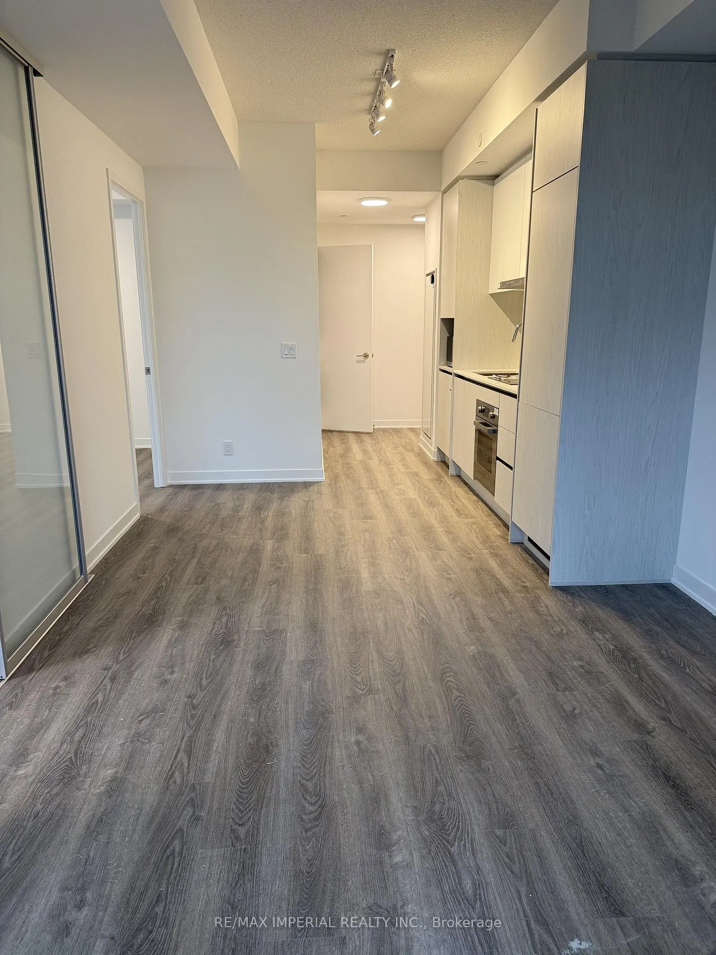 Photo 3 of Unit 1603, 180 Front Street E, Toronto, Moss Park — HOMEH