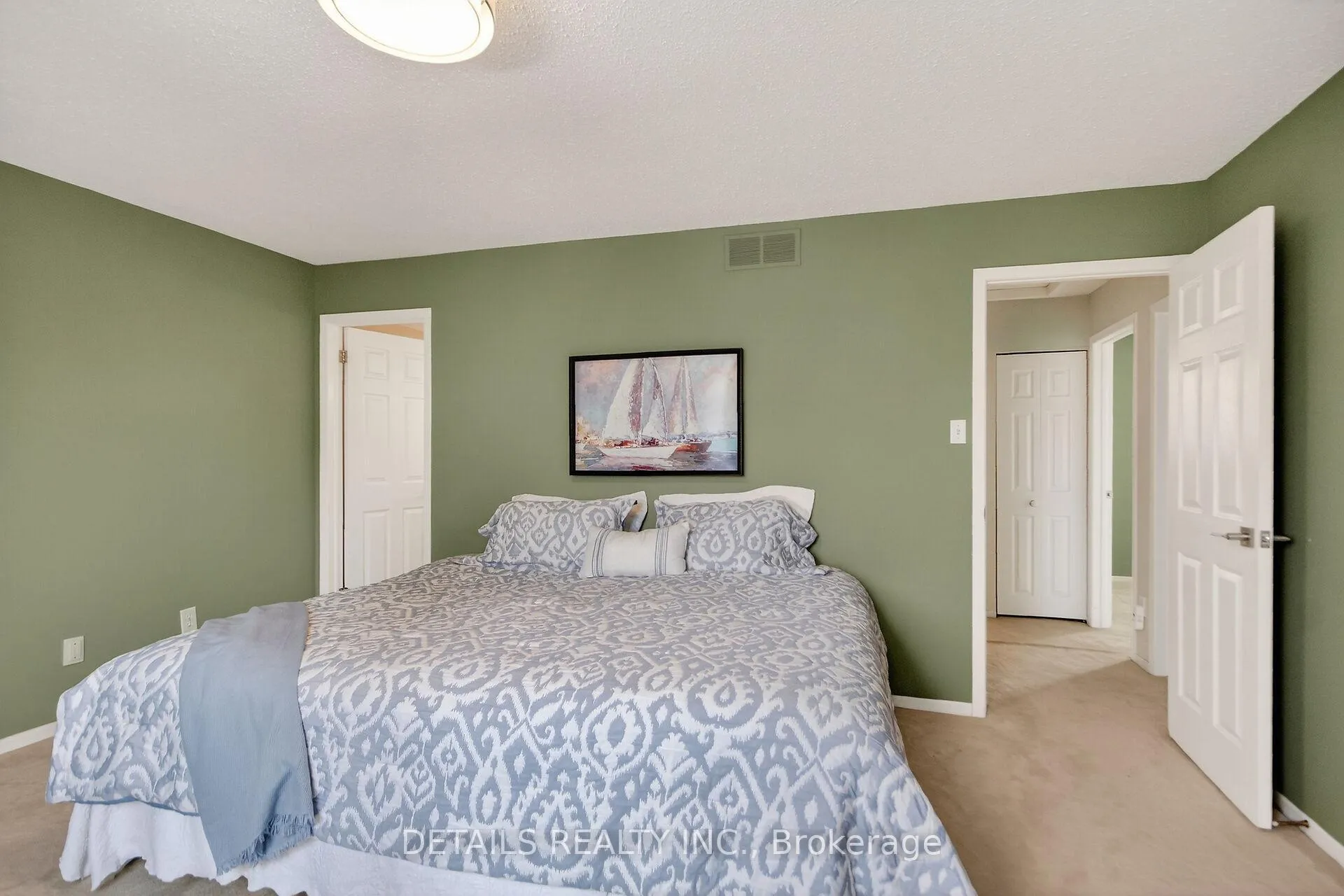 Photo 16 of 37 Gillespie Crescent N, Ottawa, Hunt Club Woods — HOMEH