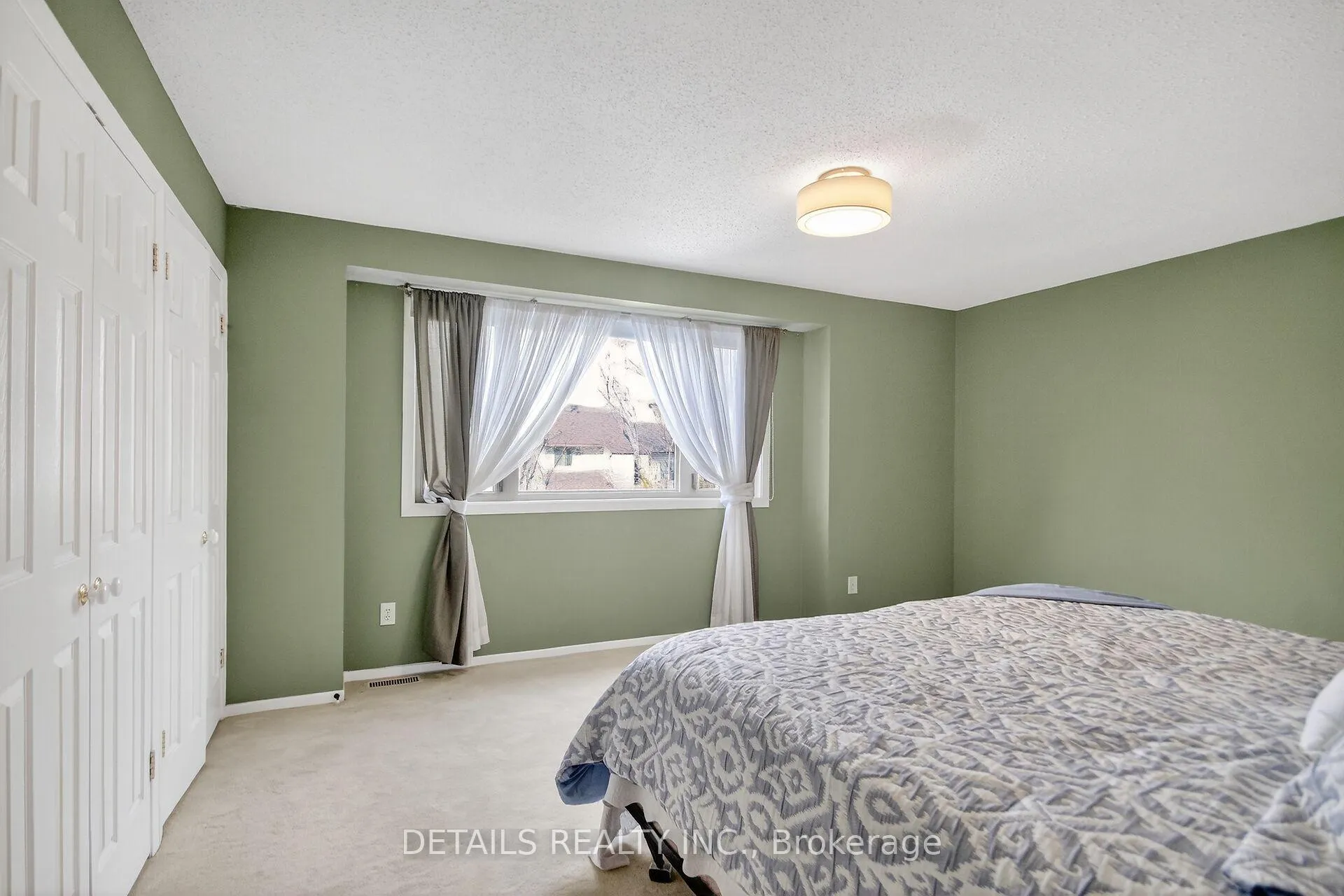 Photo 22 of 37 Gillespie Crescent N, Ottawa, Hunt Club Woods — HOMEH