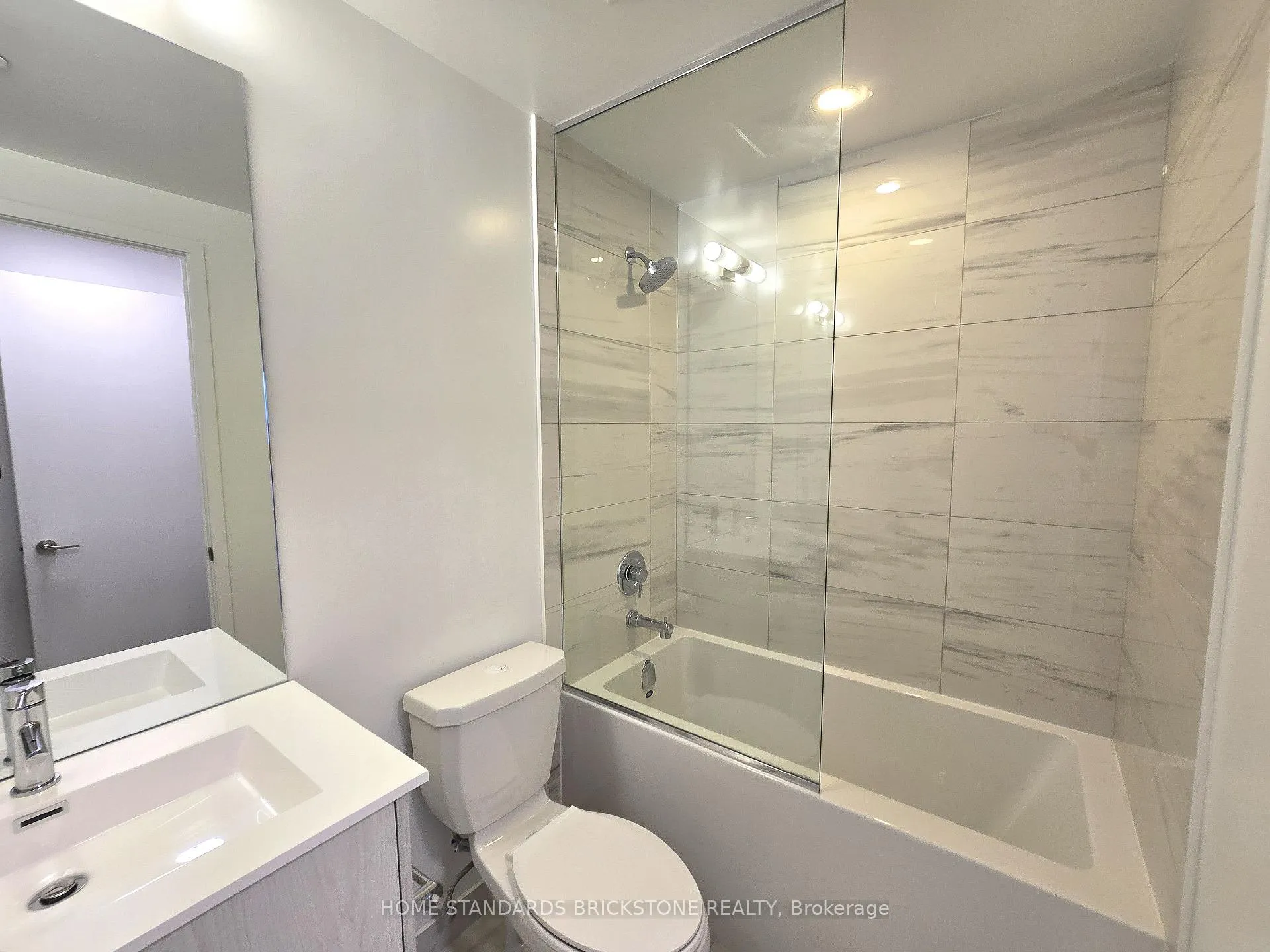 Photo 25 of Unit 3105, 180 Front Street E, Toronto, Moss Park — HOMEH