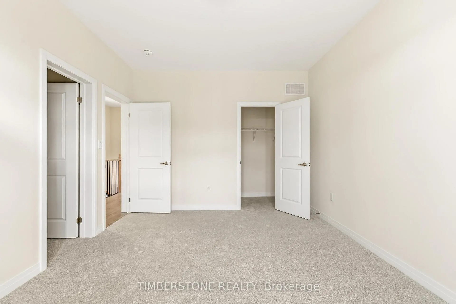 Photo 9 of 80 Blue Pond Drive, Brampton, Northwest Brampton — HOMEH